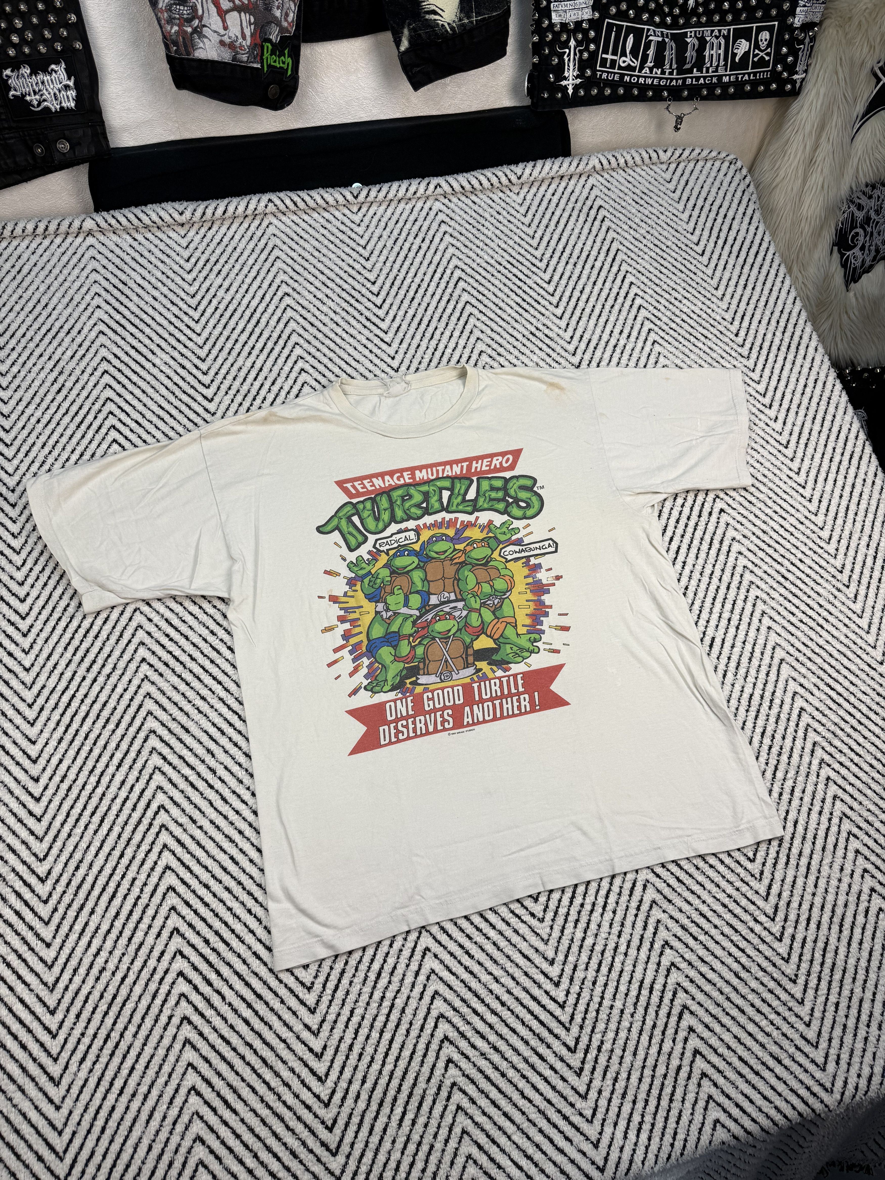 Vintage TNMT Teenage Ninja Mutant Turtles vintage tshirt 1989 Size US L / EU 52-54 / 3 - 1 Thumbnail