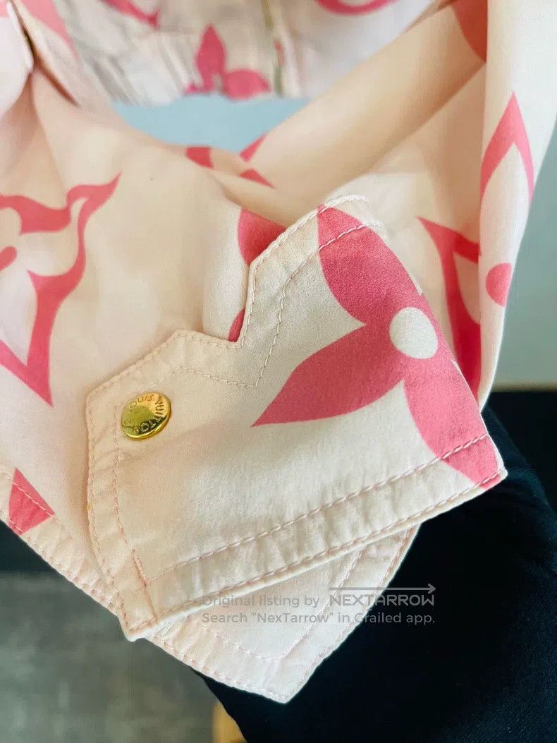 Louis Vuitton Louis Vuitton Pink presbyopic bomber jacket Size XXS / US 00 / IT 34 - 5 Thumbnail