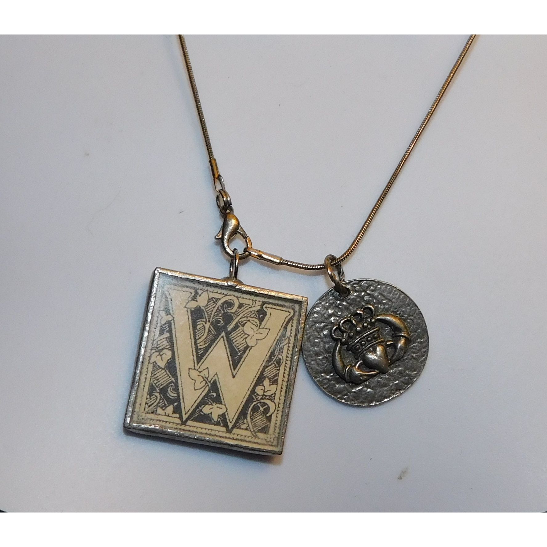 Other W Initial Claddagh Necklace Size ONE SIZE - 1 Thumbnail