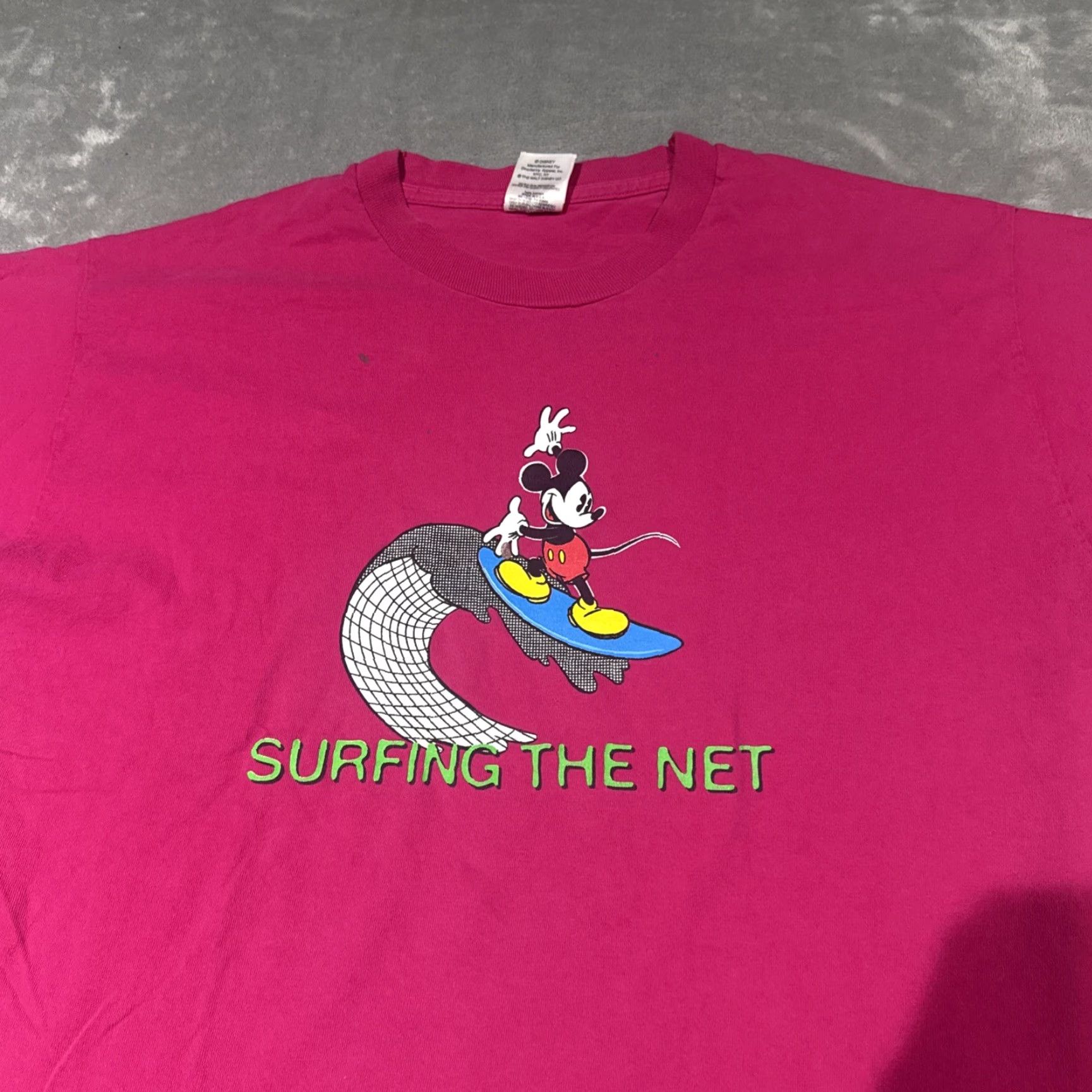 Mickey & Co. VINTAGE Mickey & Co T-Shirt Mens XL Surfing The Net Disney Tee Short Sleeve Crew Neck Pink Cotton Single Stitch Graphic Print Size US XL / EU 56 / 4 - 2 Thumbnail