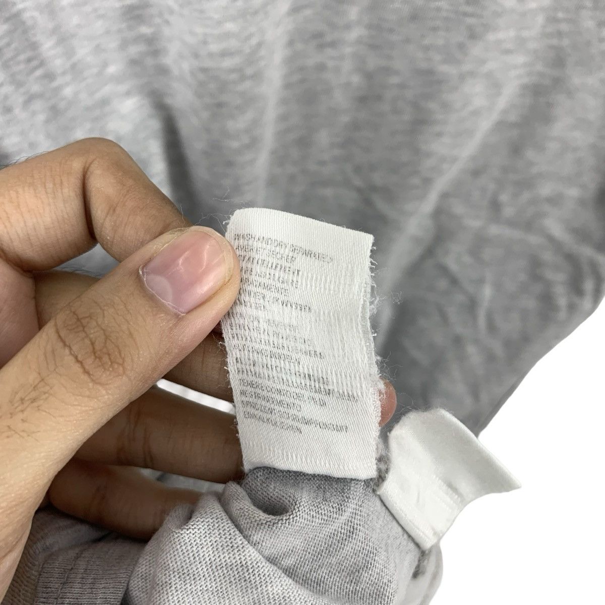 Paul Smith Vintage PAUL SMITH Sport Minimalist Design V Neck Tee Shirt Size US S / EU 44-46 / 1 - 8 Thumbnail