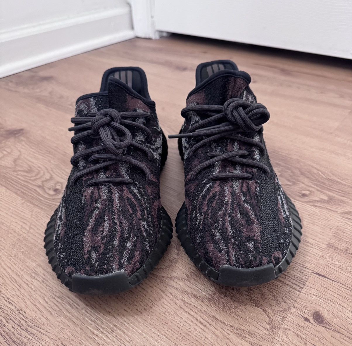 Adidas Adidas Yeezy Boost 350 V2 MX Rock Size US 7.5 / EU 40-41 - 8 Thumbnail