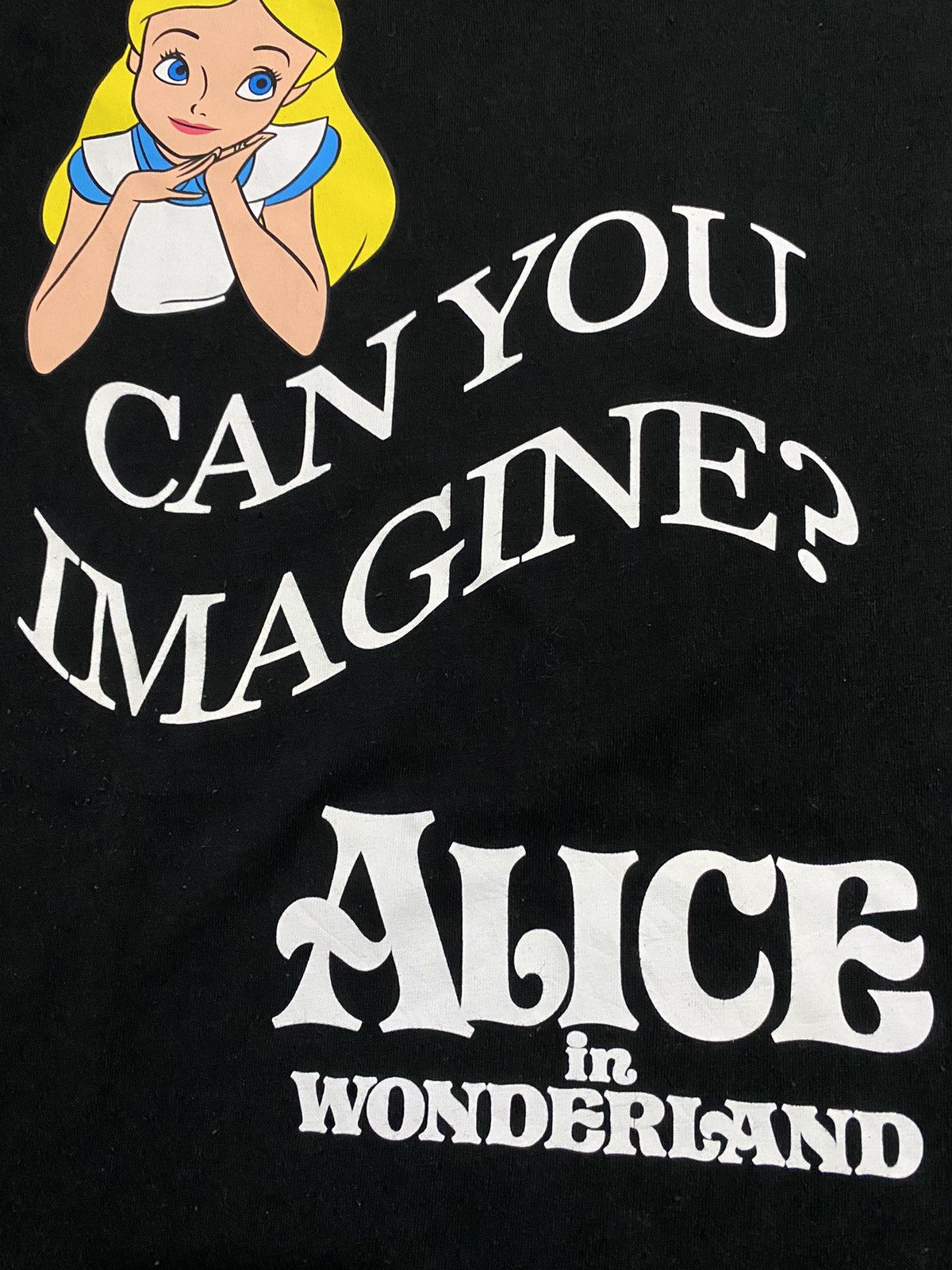 Cartoon Network × Disney × Vintage Alice In Wonderland Fullprint Size US S / EU 44-46 / 1 - 3 Thumbnail