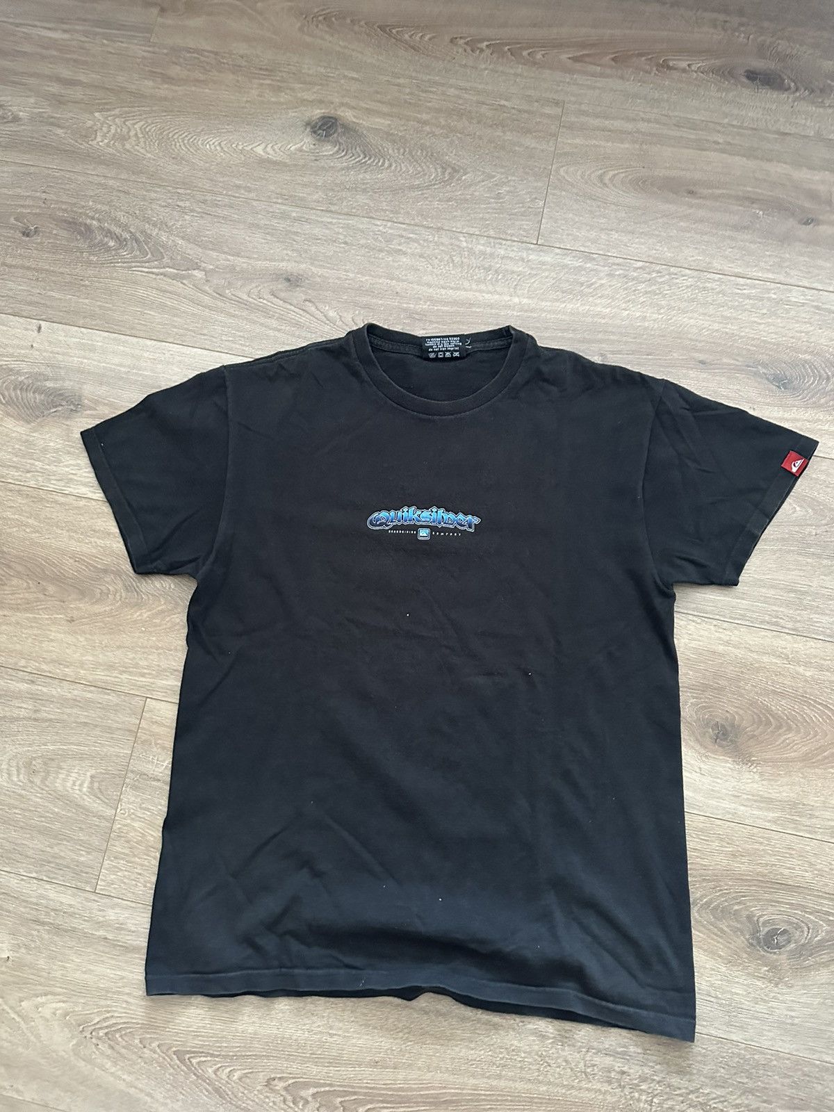 Quiksilver 🔥VINTAGE QUIKSILVER FADED BIG BACK LOGO SURF T-SHIRT🔥 Size US M / EU 48-50 / 2 - 4 Thumbnail