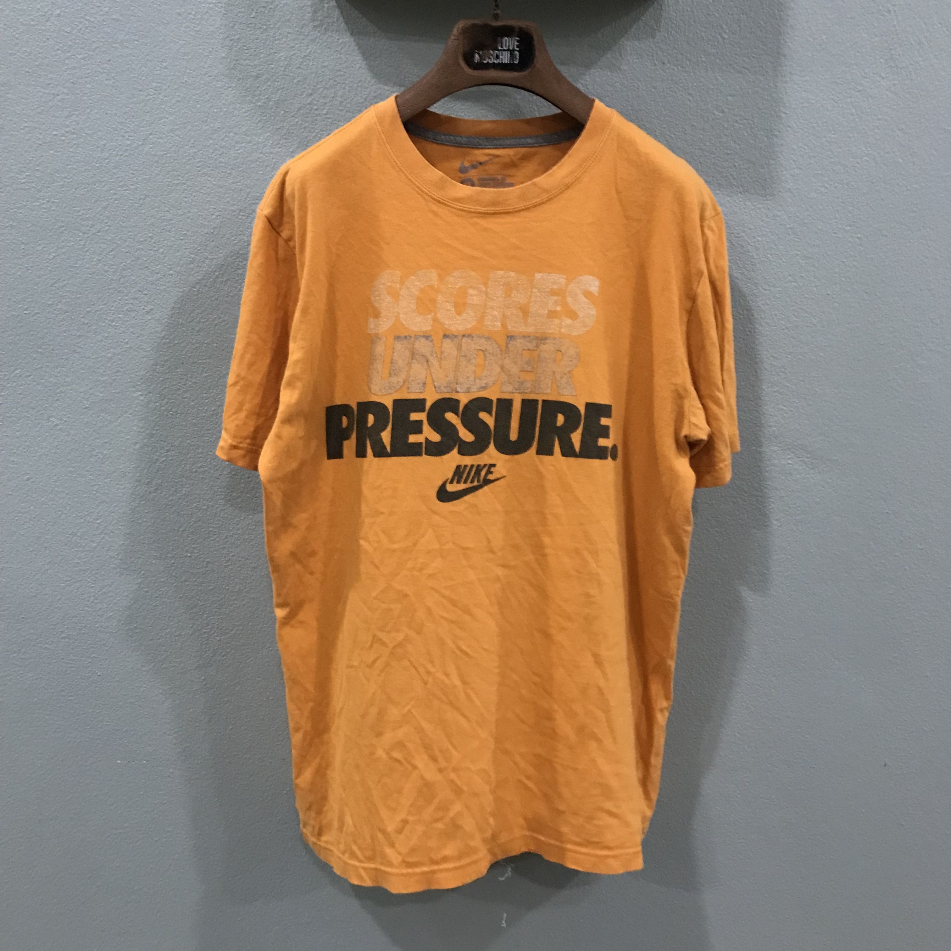 Nike Nike Swoosh Orange Shirt Tees Size US M / EU 48-50 / 2 - 1 Thumbnail