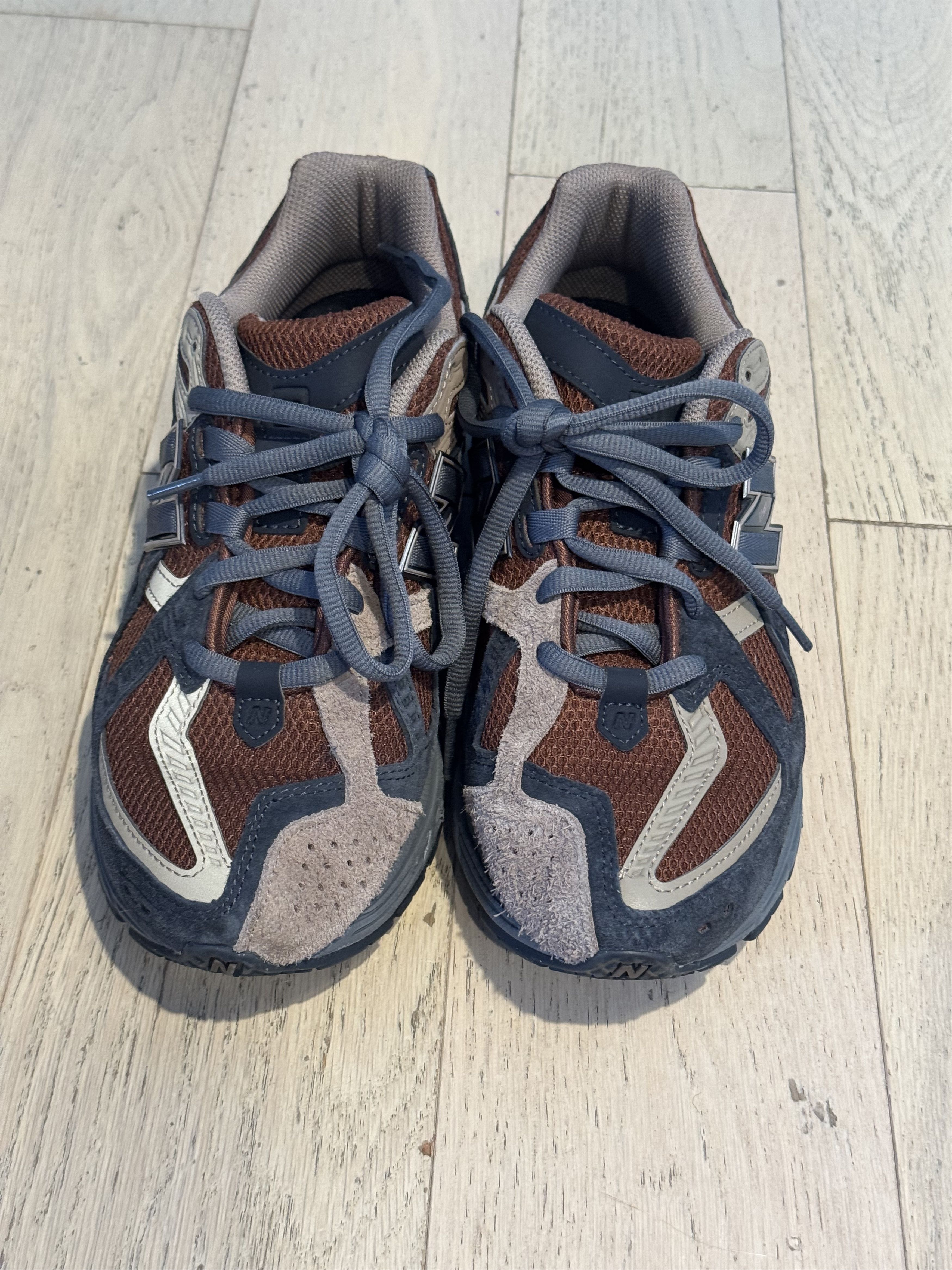 New Balance New Balance 1906U Size US 8 / EU 41 - 2 Thumbnail