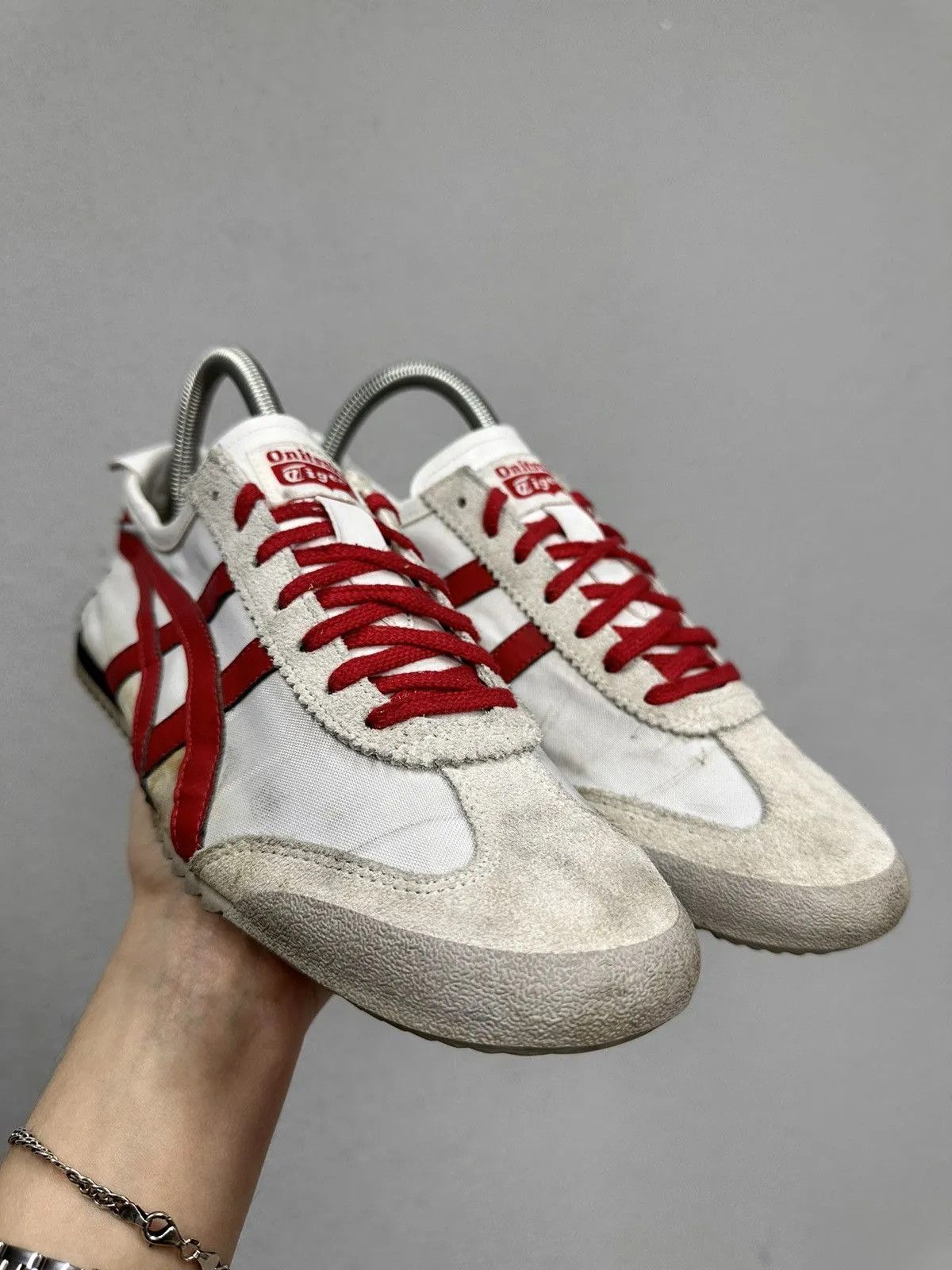 Vintage Vintage Asics Tiger Onitsuka Shoes Y2K Style Yellow Mexico Size US 9 / EU 42 - 3 Thumbnail
