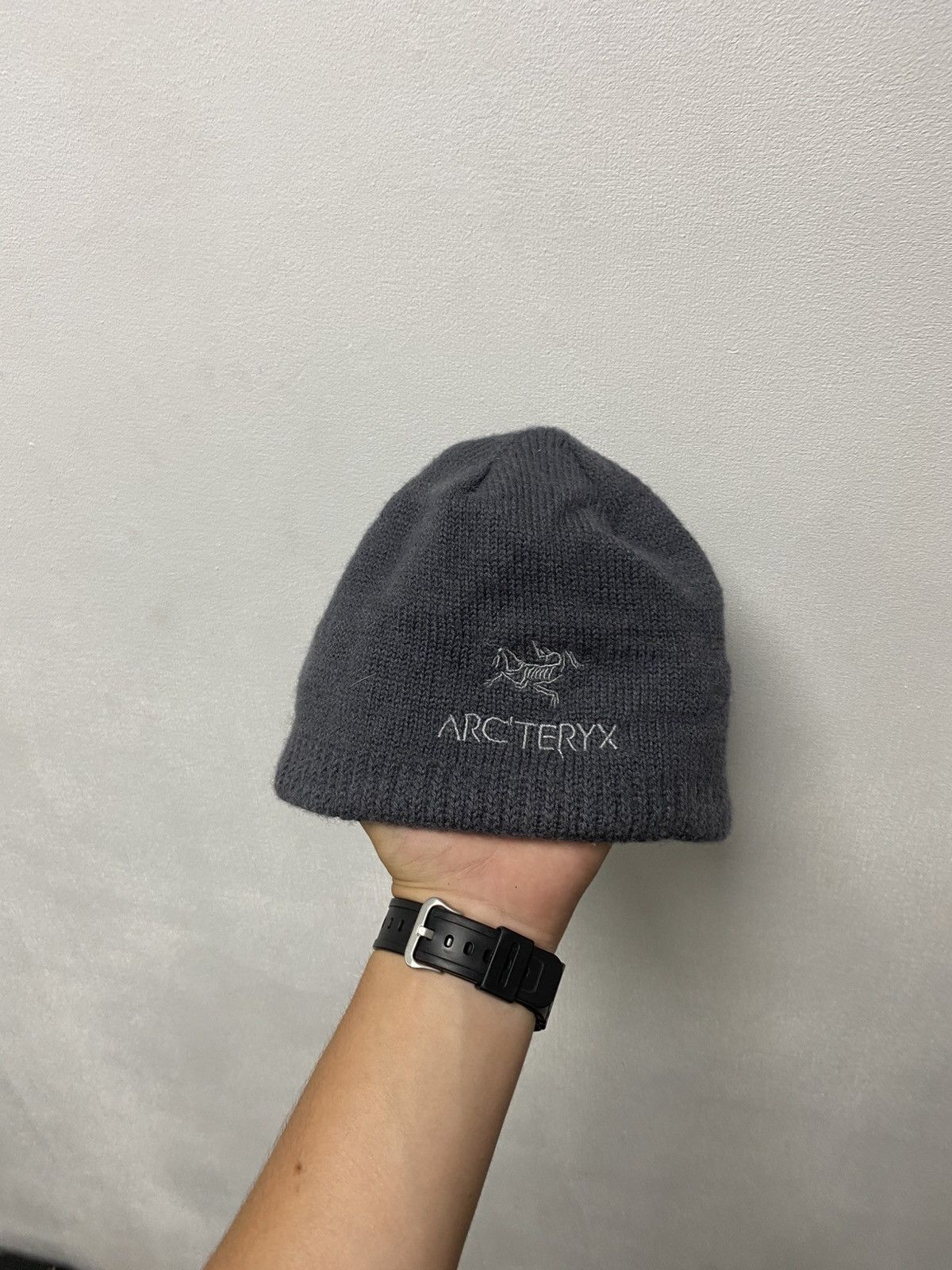 ARC’TERYX CLASSIC BEANIE navy Y2K ARC'TERYX CLASSIC BEANIE navy Y2K Arc'teryx Arcteryx beanie