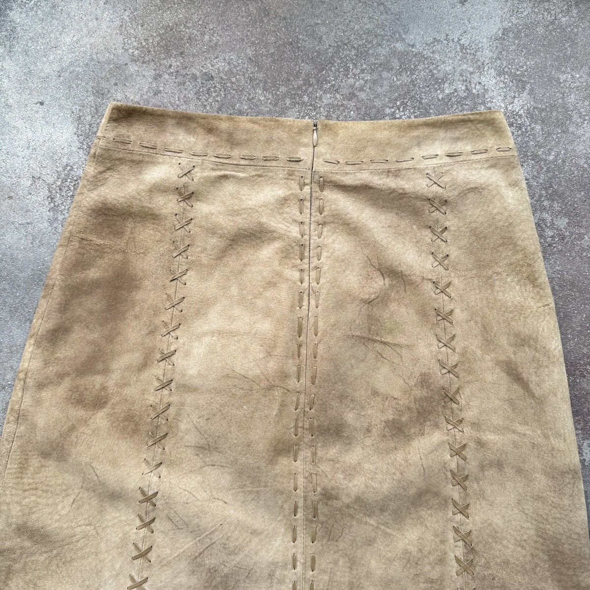 Morgan De Toi Moran de Toi Vintage Suede Leather Skirt (Bella Hadid owned) Size 26" / US 2 / IT 38 - 11 Thumbnail