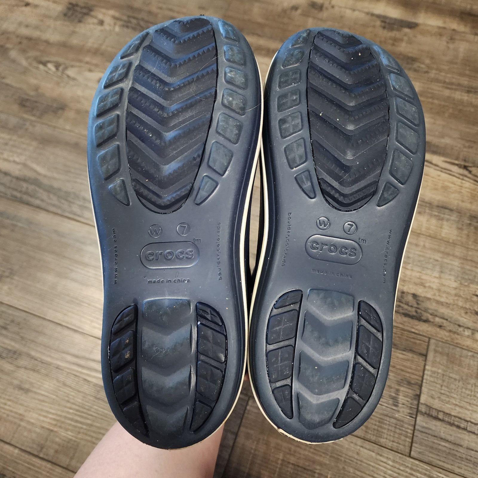 Crocs Crocs Jaunt Shorty Navy Pull on rainboots shoes sz 7 b38 Size US 7 / IT 37 - 6 Thumbnail