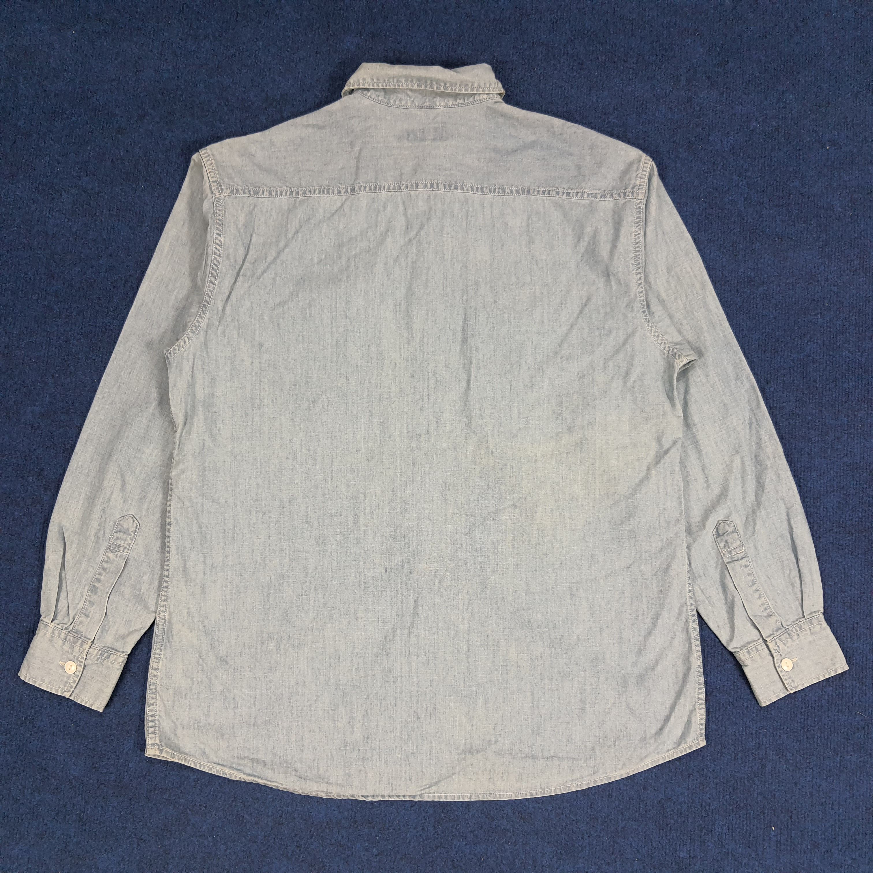 Levi's × Vintage Vintage Levi's Jeans for Women Button Up Shirt Size M / US 6-8 / IT 42-44 - 3 Thumbnail