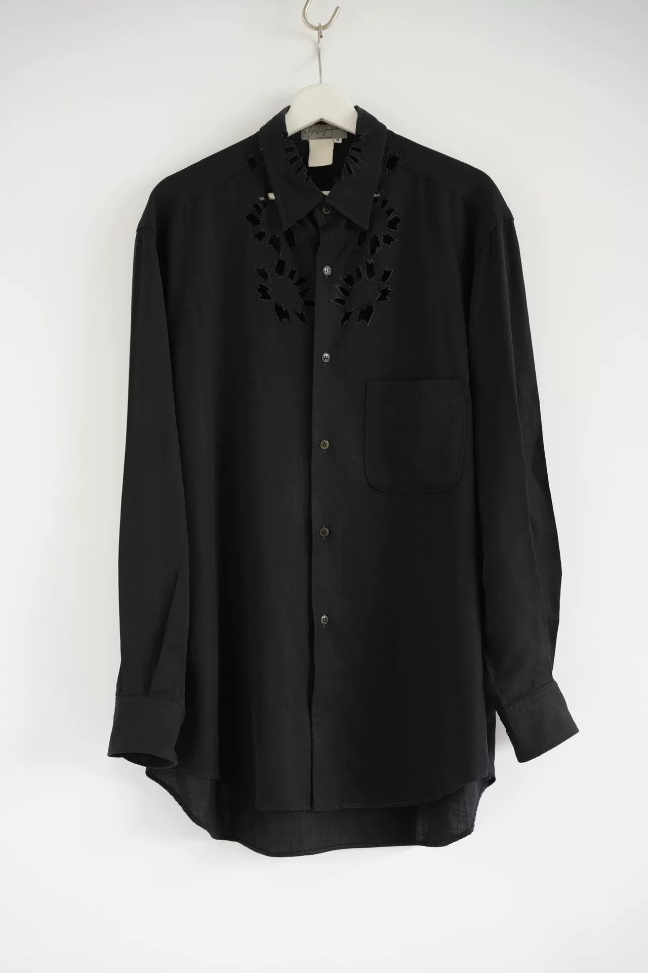 Yohji Yamamoto Yohji Yamamoto 96ss Black Cutout Shirt Size US M / EU 48-50 / 2 - 1 Thumbnail