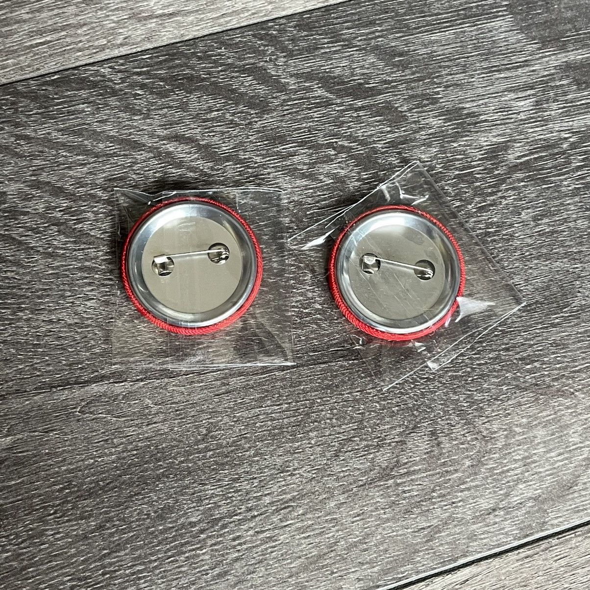 Asspizza Asspizza 2 Face Circle Button Pins Red Size ONE SIZE - 2 Thumbnail