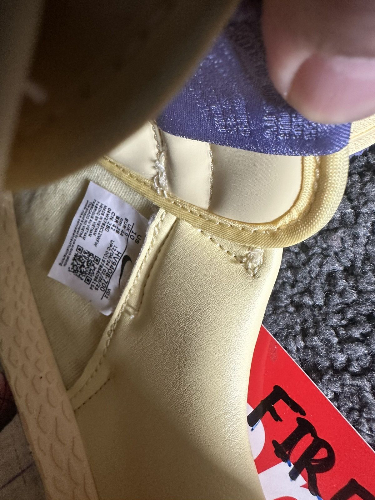 Nike Kobe Bryant x Air Force 1 Low Protro "Soft Yellow" Size US 10 / EU 43 - 6 Thumbnail