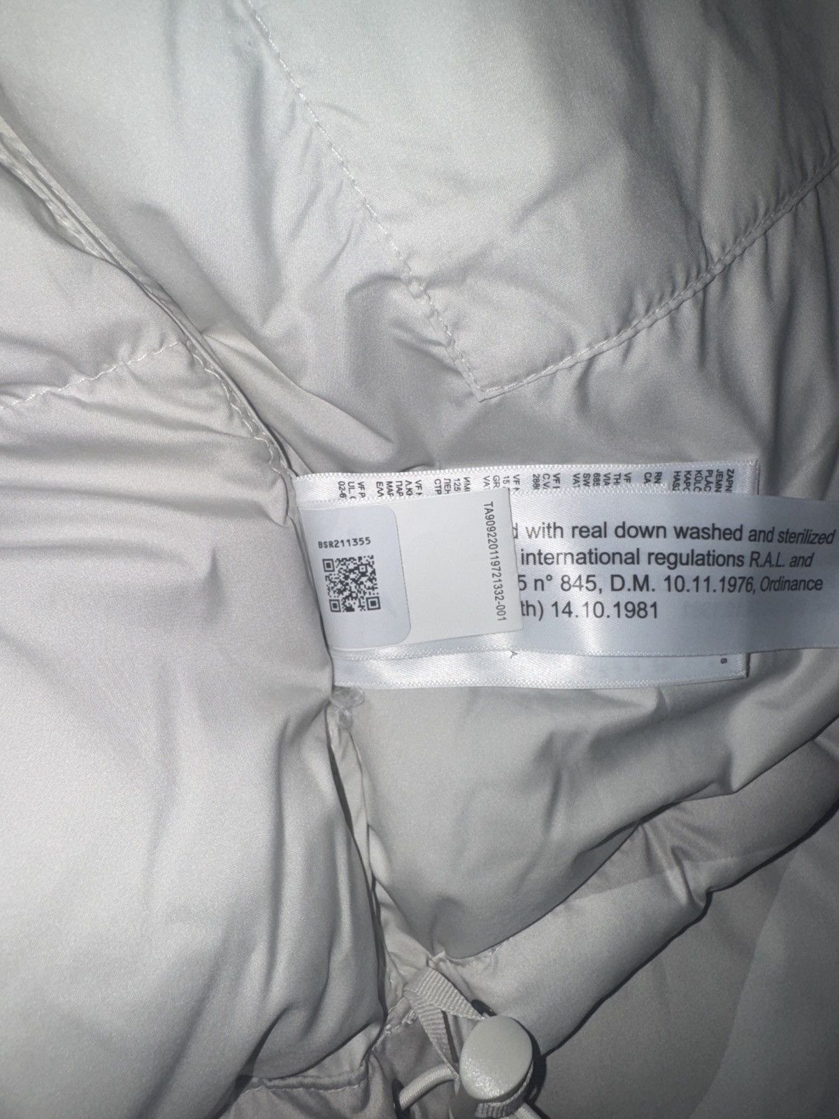 Kaws × The North Face North Face x Kaws Retro 1996 Nupste Jacket Size US M / EU 48-50 / 2 - 14 Thumbnail