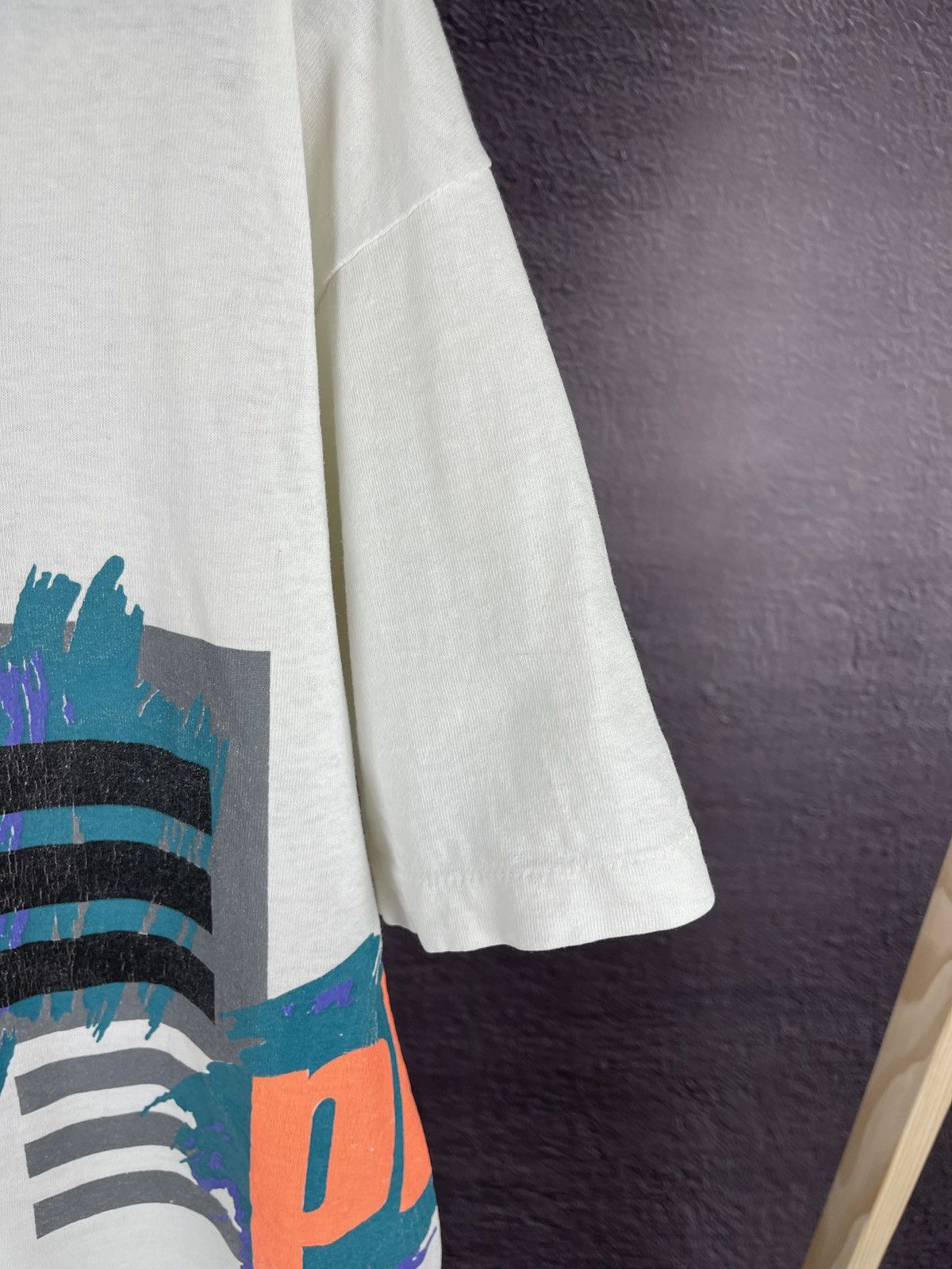 Fruit Of The Loom FOTL Prince Gray rocks matchpoint made in Canada vintage tee Size US L / EU 52-54 / 3 - 8 Thumbnail