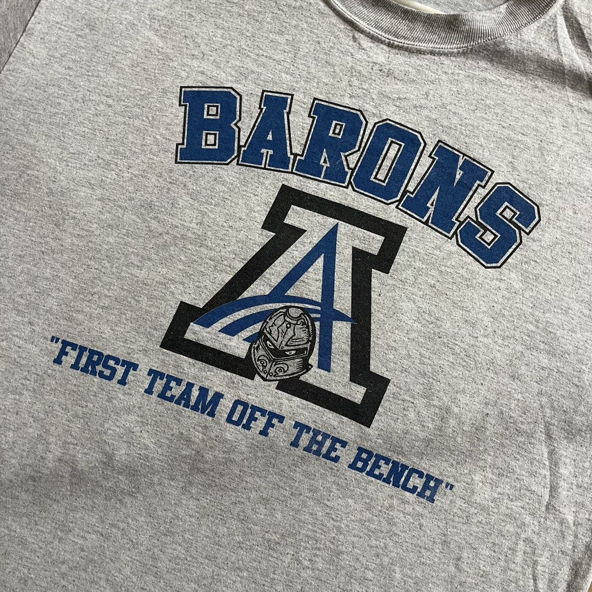 NFL Vintage 90s Amelia Barons NFL Soccer Tee Size US L / EU 52-54 / 3 - 4 Thumbnail