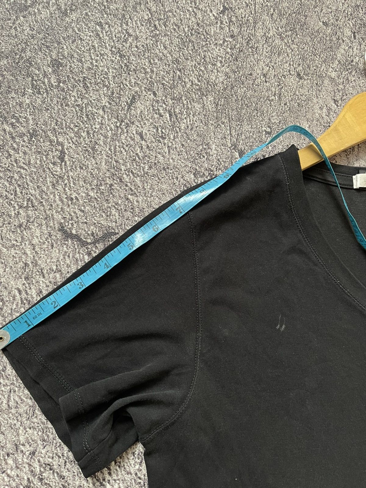 Helmut Lang Hulmut Lang vneck basic black tshirt Size US M / EU 48-50 / 2 - 9 Thumbnail