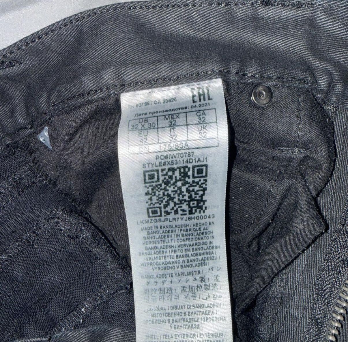 Guess Black waxed denim Size US 32 / EU 48 - 4 Thumbnail