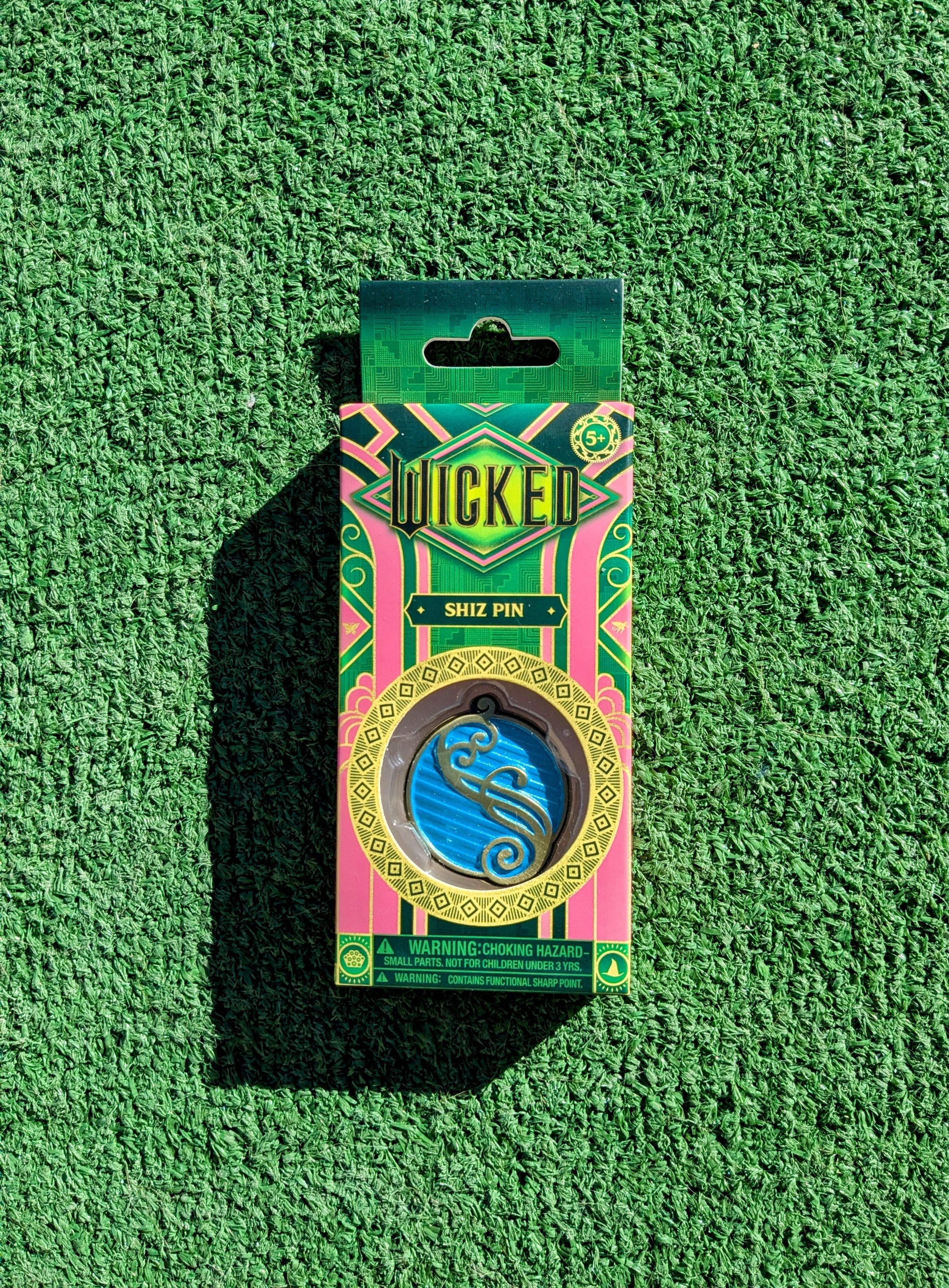 Designer 2024 WICKED Shiz University Collector Replica Student Pin Size ONE SIZE - 4 Thumbnail