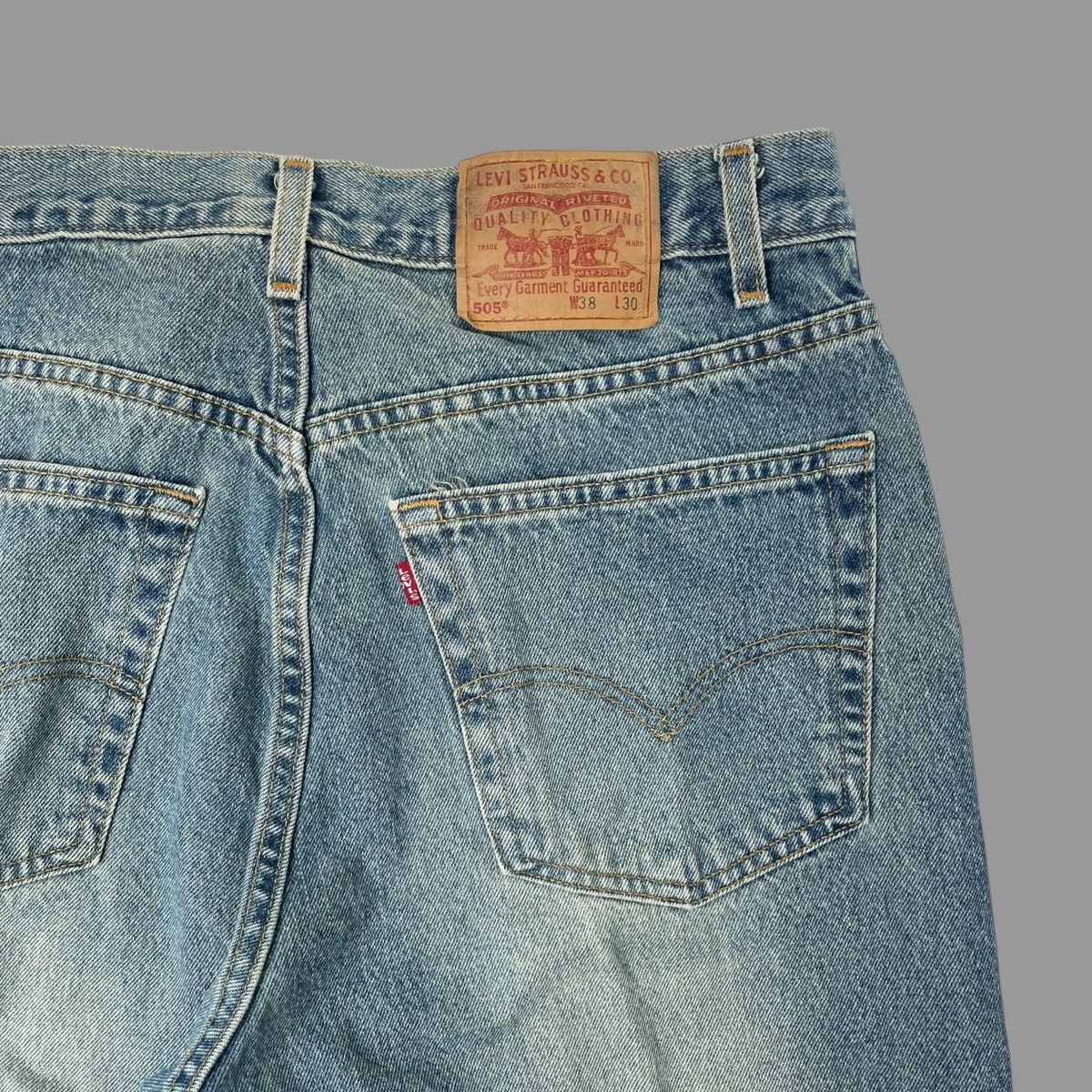 Levi's × Vintage Vintage 90s Levi’s dark wash denim jeans Size US 35 - 5 Thumbnail