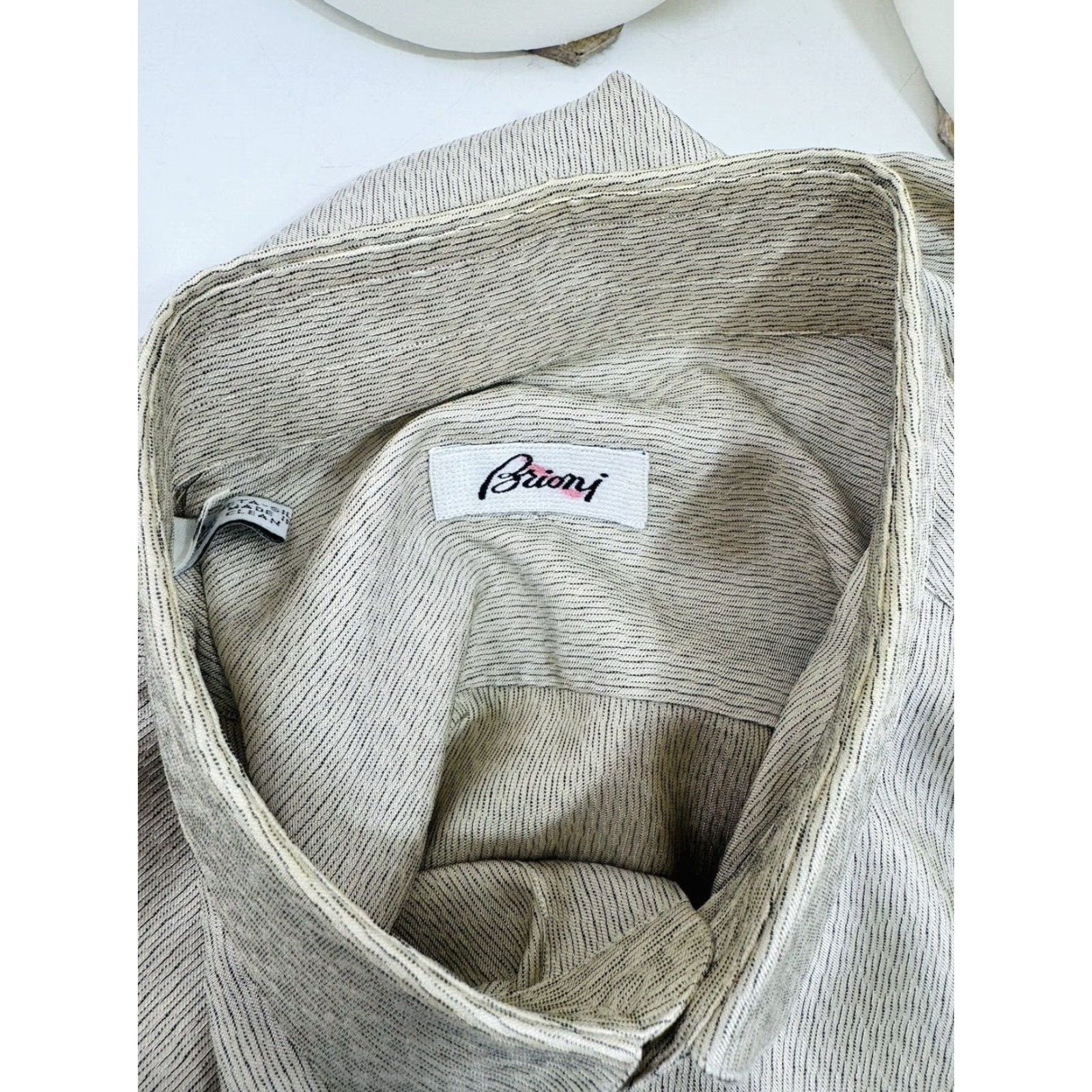 Brioni BRIONI Silk Mens S Shirt Long Sleeve Beige / Grayish Button-Up - Italy - Regular Size S Mens Shirt Silk Brioni Size US S / EU 44-46 / 1 - 4 Thumbnail