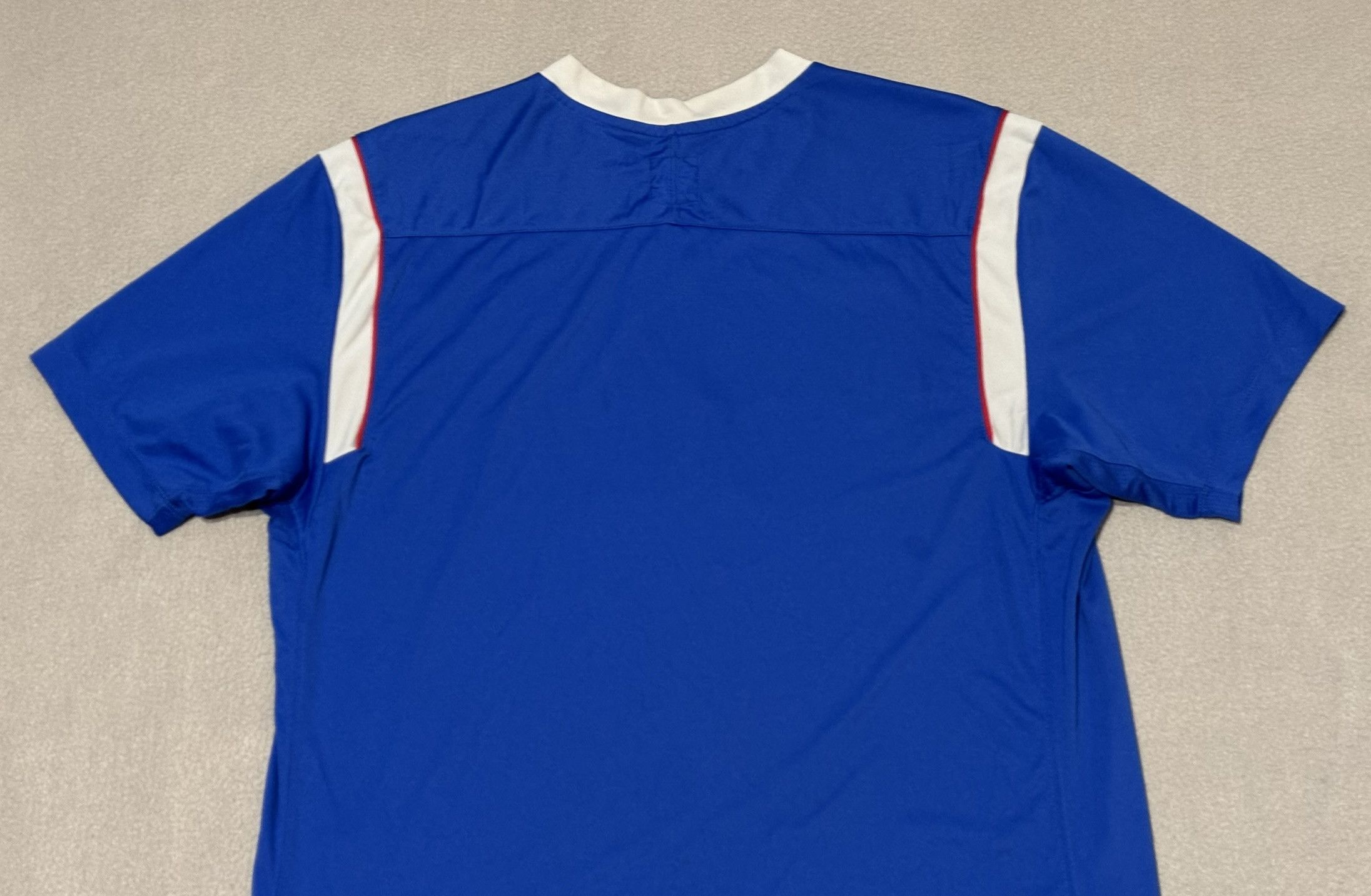 Umbro Rangers FC 2011/2012 Umbro Football Jersey Size L Size US L / EU 52-54 / 3 - 13 Thumbnail