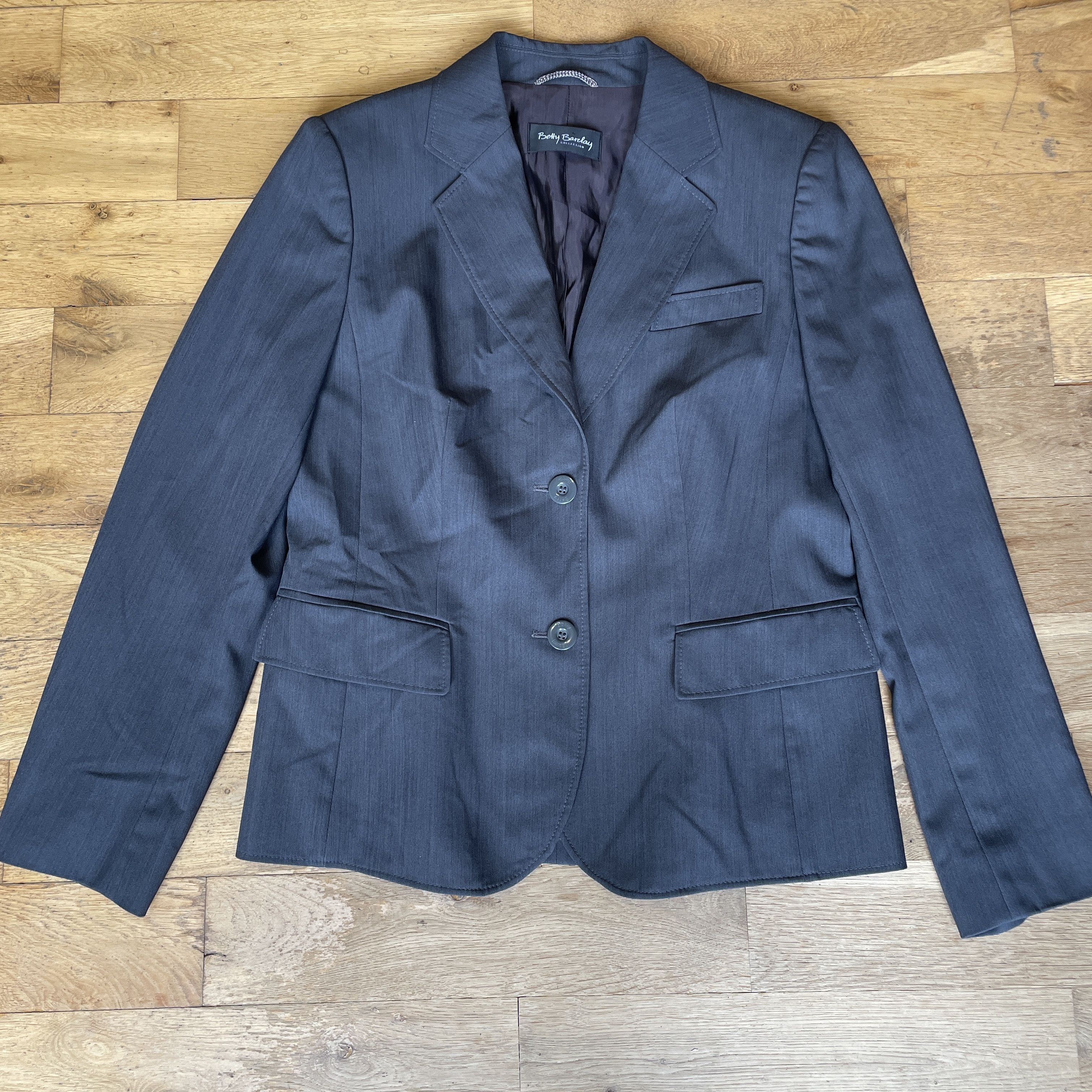 Japanese Brand Betty Barclay Women's Fashionable Jacket 27% Wool Rom. 40 Size S / US 4 / IT 40 - 1 Thumbnail