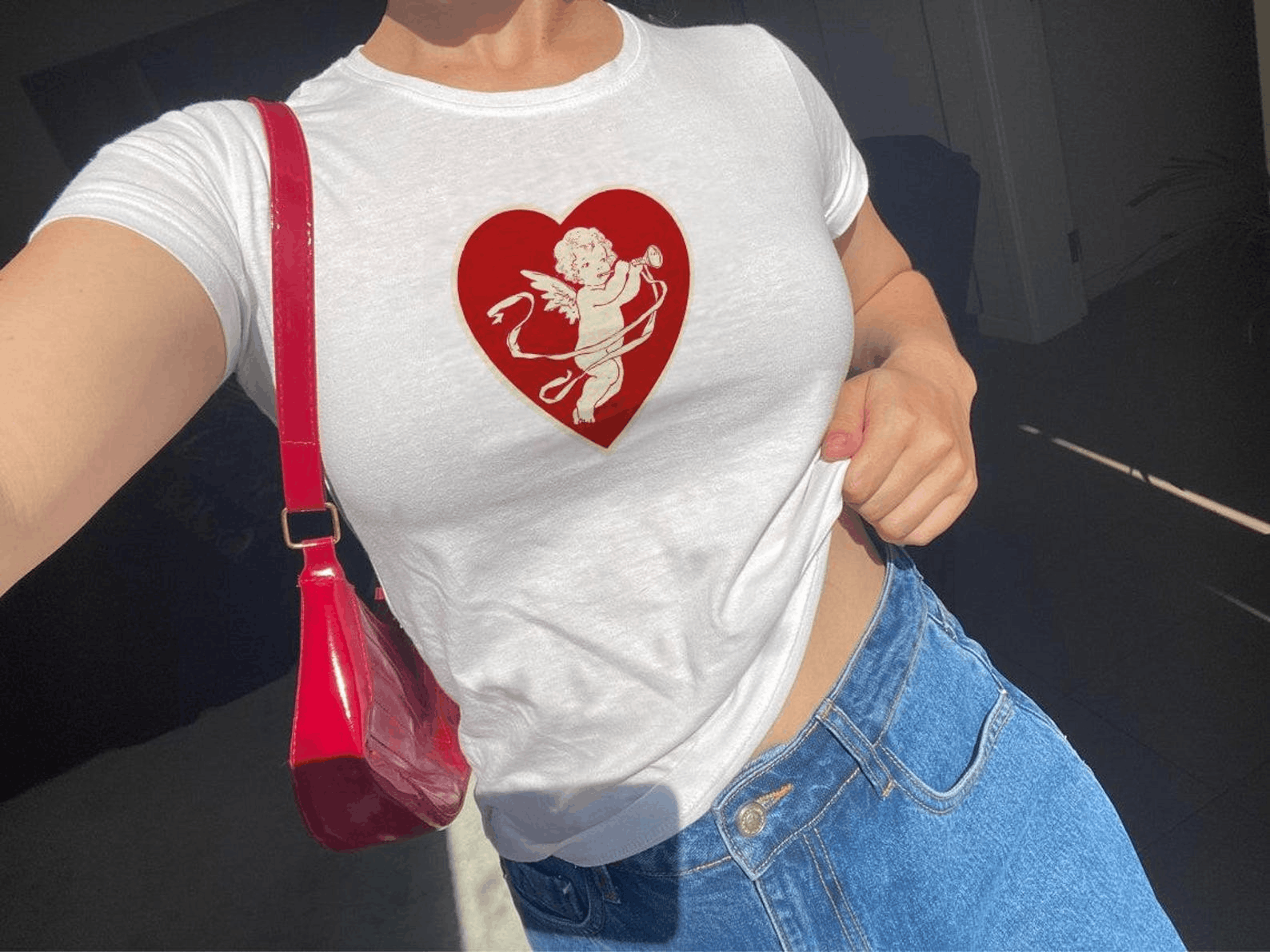 Other Cupid in Red Heart Women’s Baby Tee Size L / US 10 / IT 46 - 2 Thumbnail