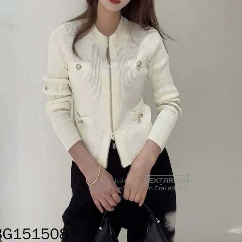 Balmain Balmain Off-White Knit Pullover for Women . Size XXS / US 00 / IT 34 - 4 Thumbnail