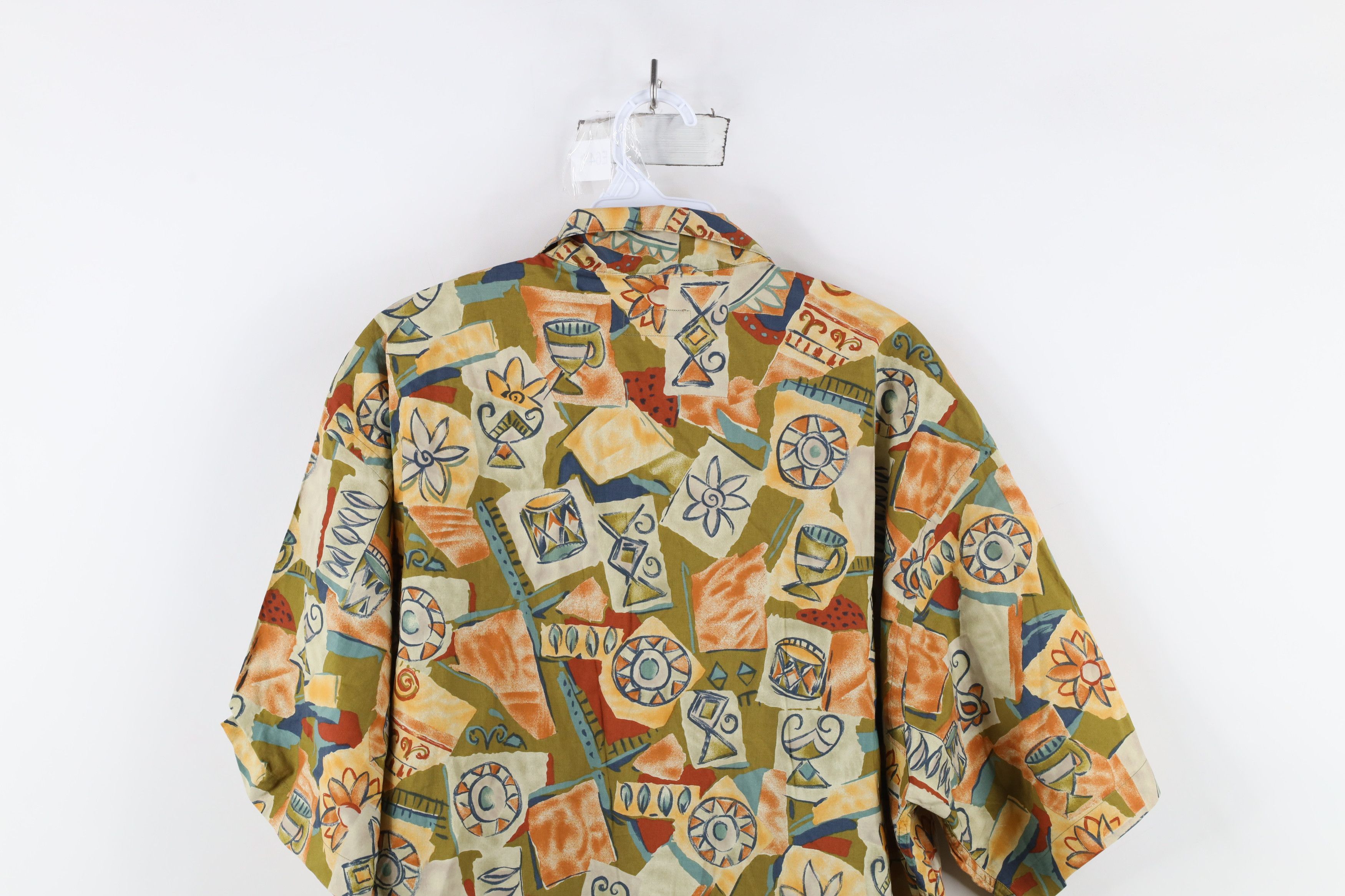 Vintage Vintage 90s Streetwear Collar Rainbow Flower Button Shirt Size US L / EU 52-54 / 3 - 9 Thumbnail