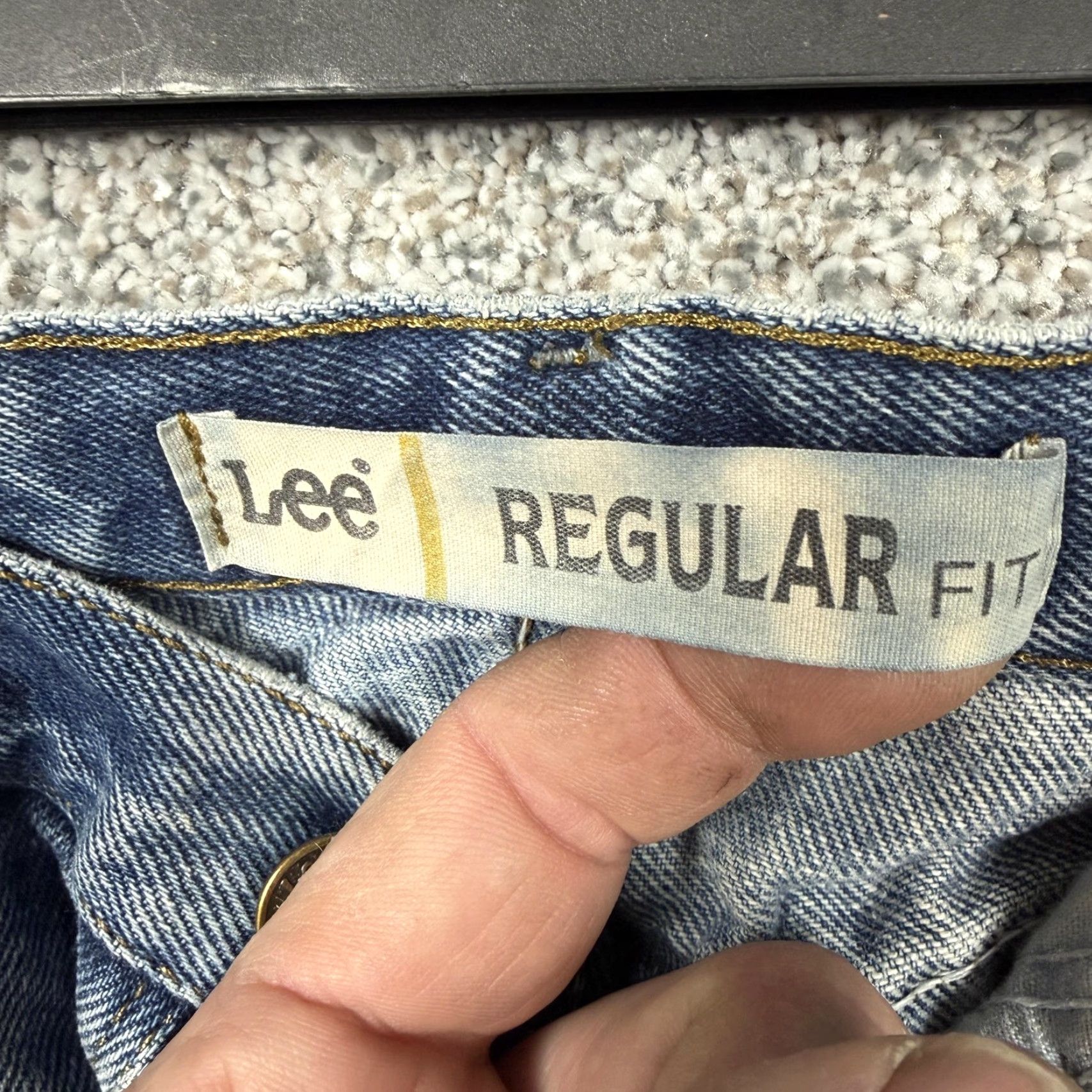 Lee Lee Bermuda Shorts Men 32 Regular Fit Distressed Denim Bermuda Shorts Blue Medium Wash 5-Pocket Design Pocketed Zip Fly Casual Streetwear Size US 32 / EU 48 - 7 Thumbnail