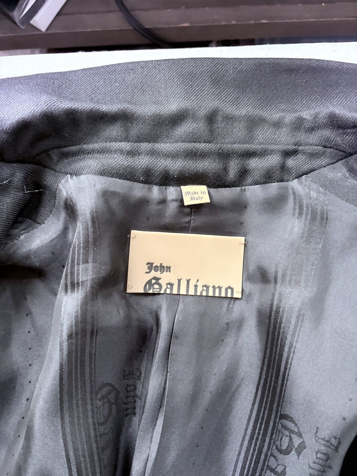 John Galliano John Galliano Black Cropped Tailored Jacket Back Detail Size XS / US 0-2 / IT 36-38 - 3 Thumbnail