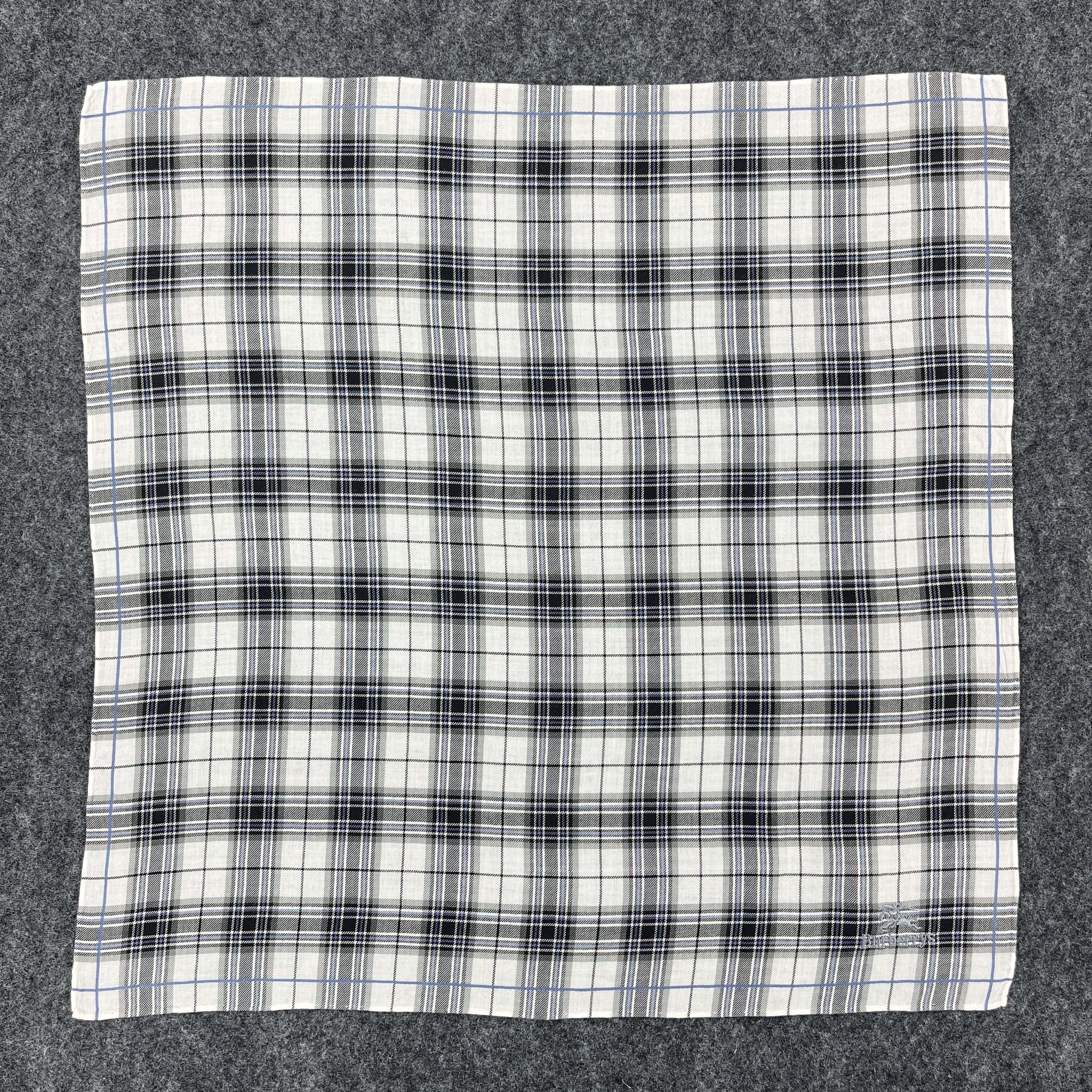 Burberry Burberry Handkerchief / Bandana / Neckerchief B178 Size ONE SIZE - 1 Thumbnail