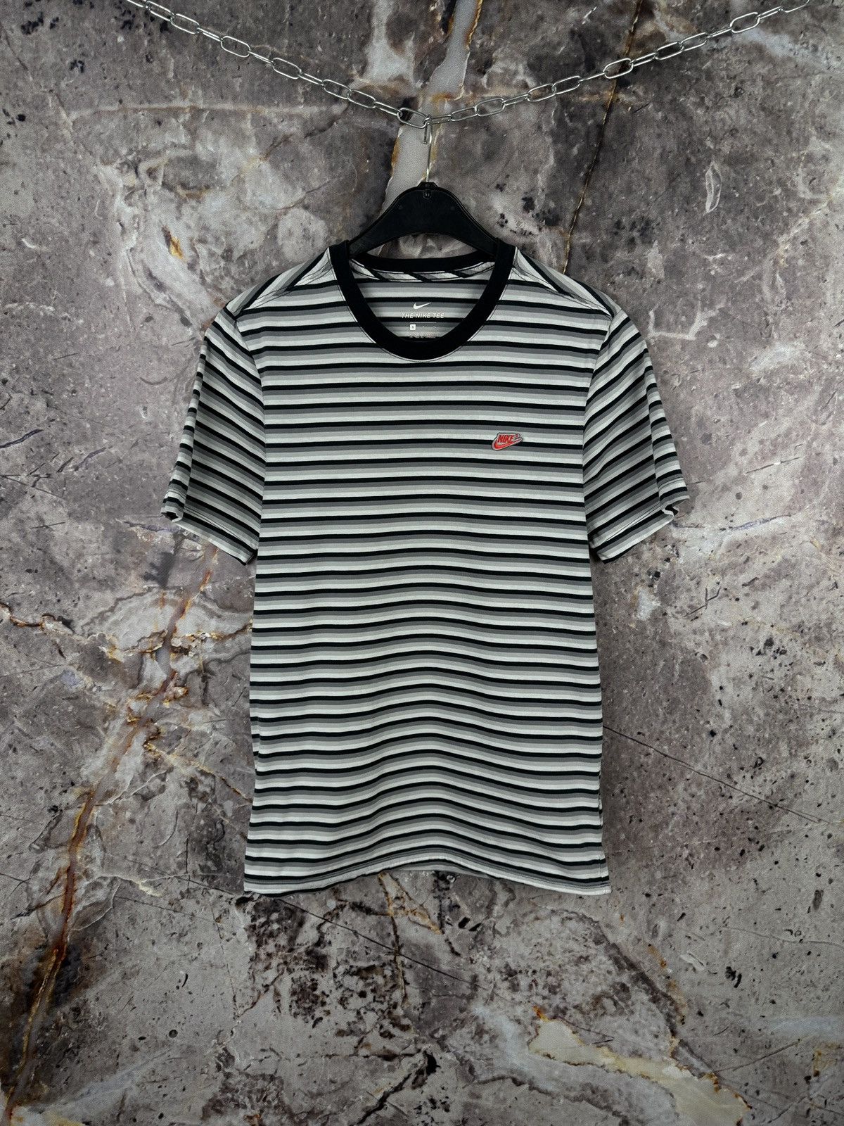 Nike Men’s Nike T-Shirt Striped Streetwear Size Small Size US S / EU 44-46 / 1 - 1 Thumbnail