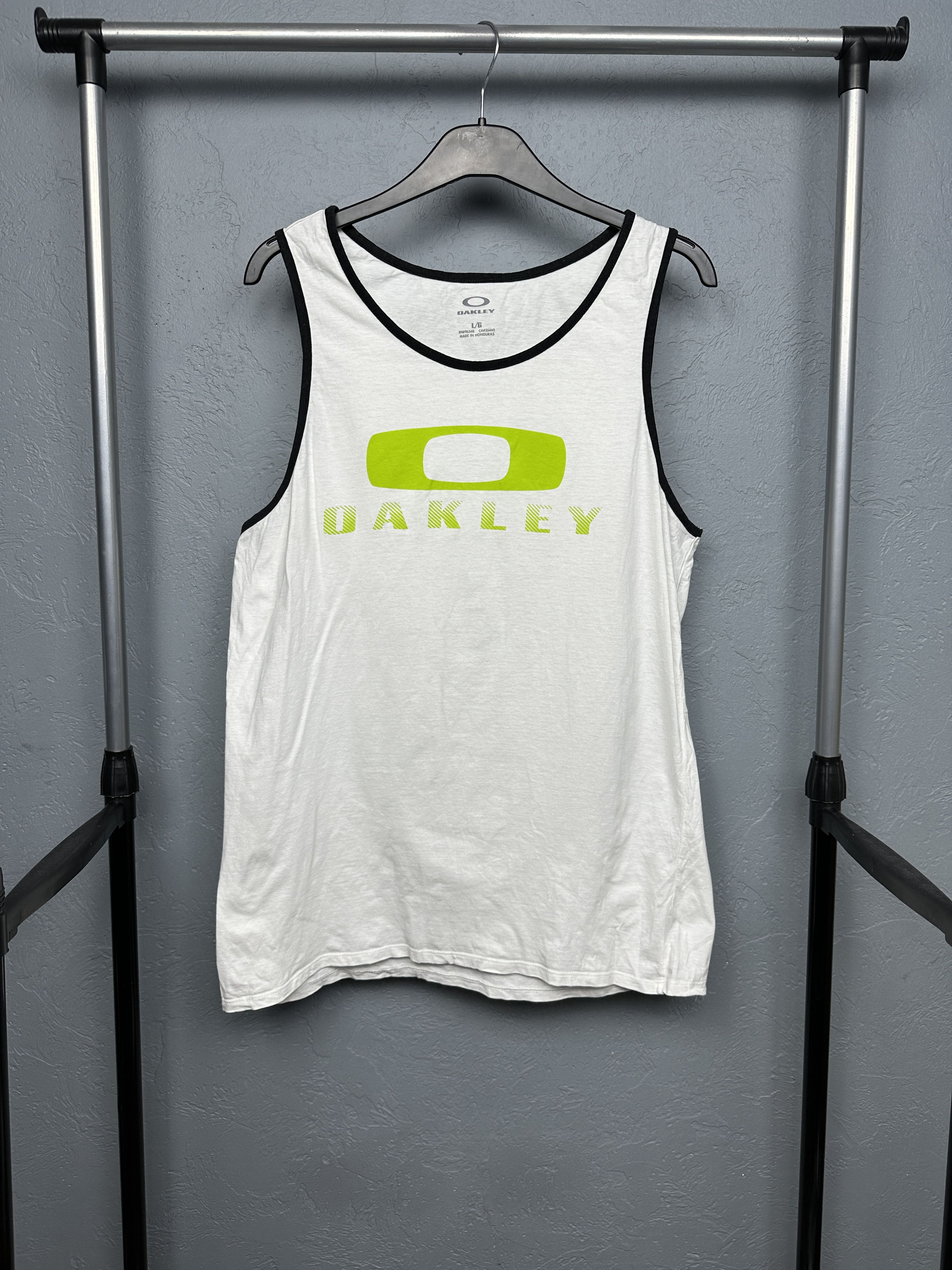 Oakley Oakley Mens Sleeveless T-Shirt Size US L / EU 52-54 / 3 - 1 Thumbnail