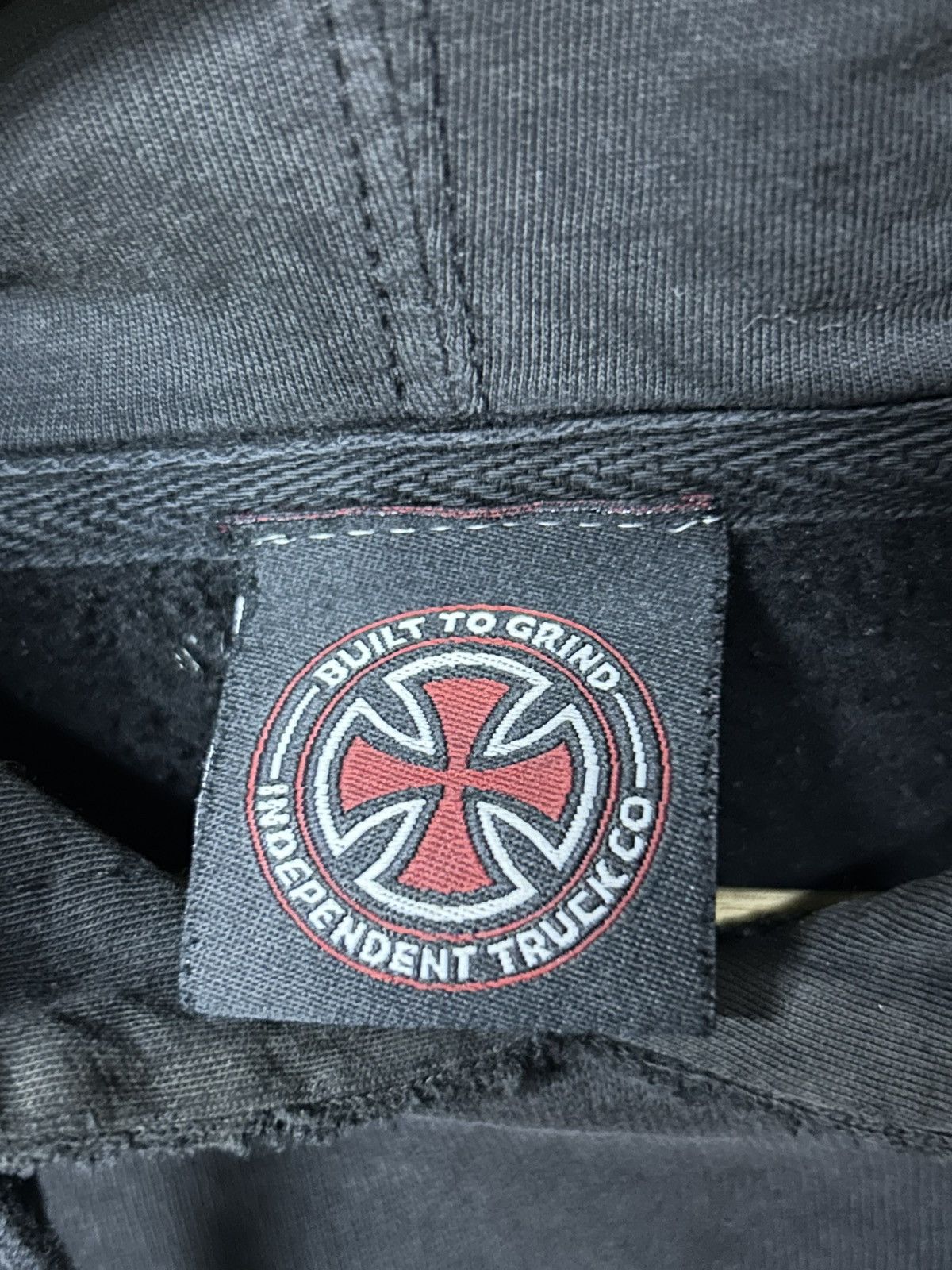 Independent Truck Co. Vintage thrashed independent truck hoodie Size US M / EU 48-50 / 2 - 6 Thumbnail
