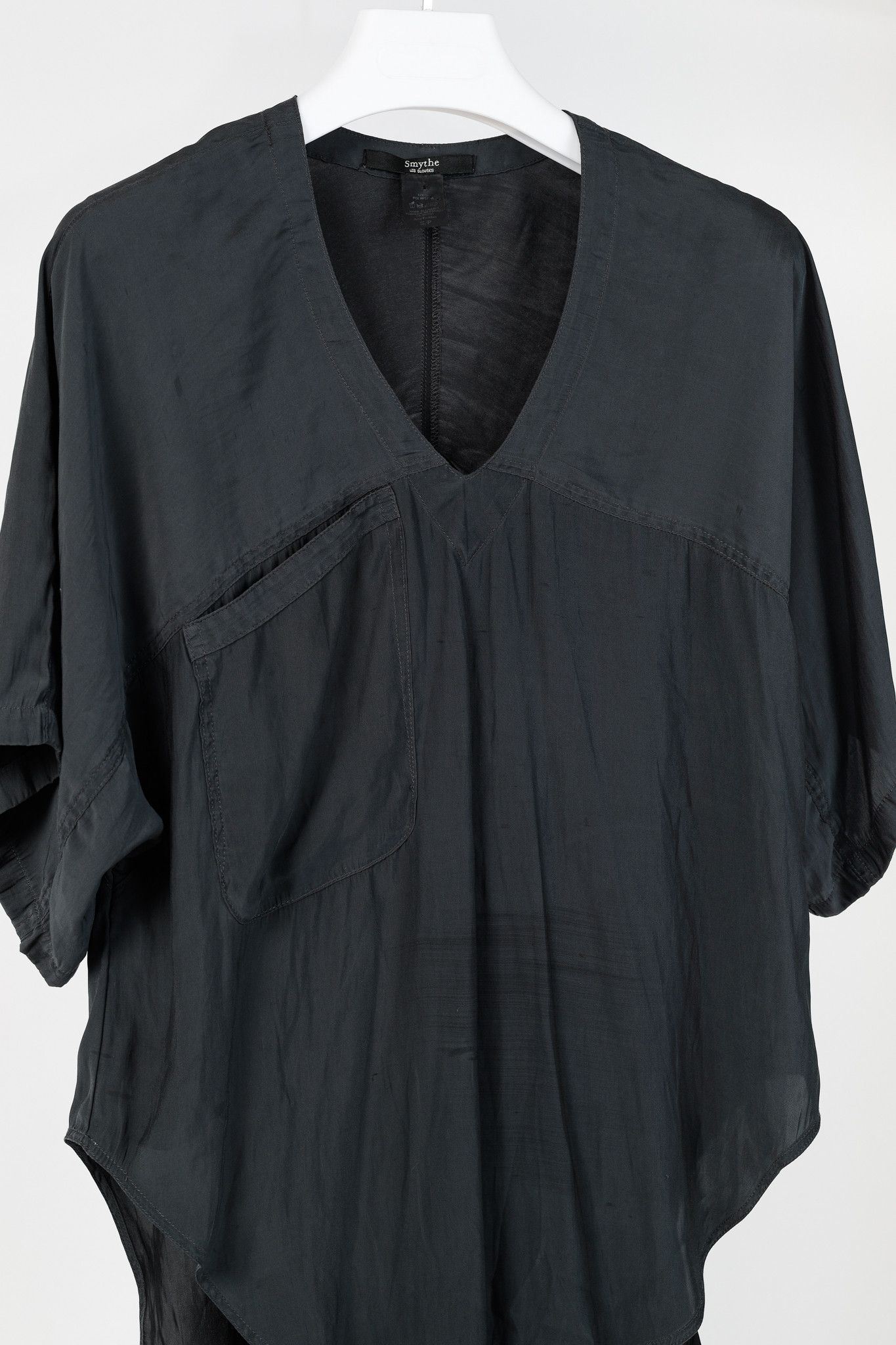 SMYTHE Smythe Grey Matte-Satin Pocket V-Neck Tunic Size S / US 4 / IT 40 - 3 Thumbnail