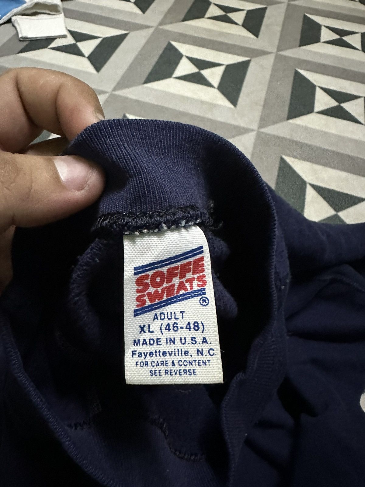 Vintage Vintage 90s Navy sweatshirts Size US XL / EU 56 / 4 - 6 Thumbnail