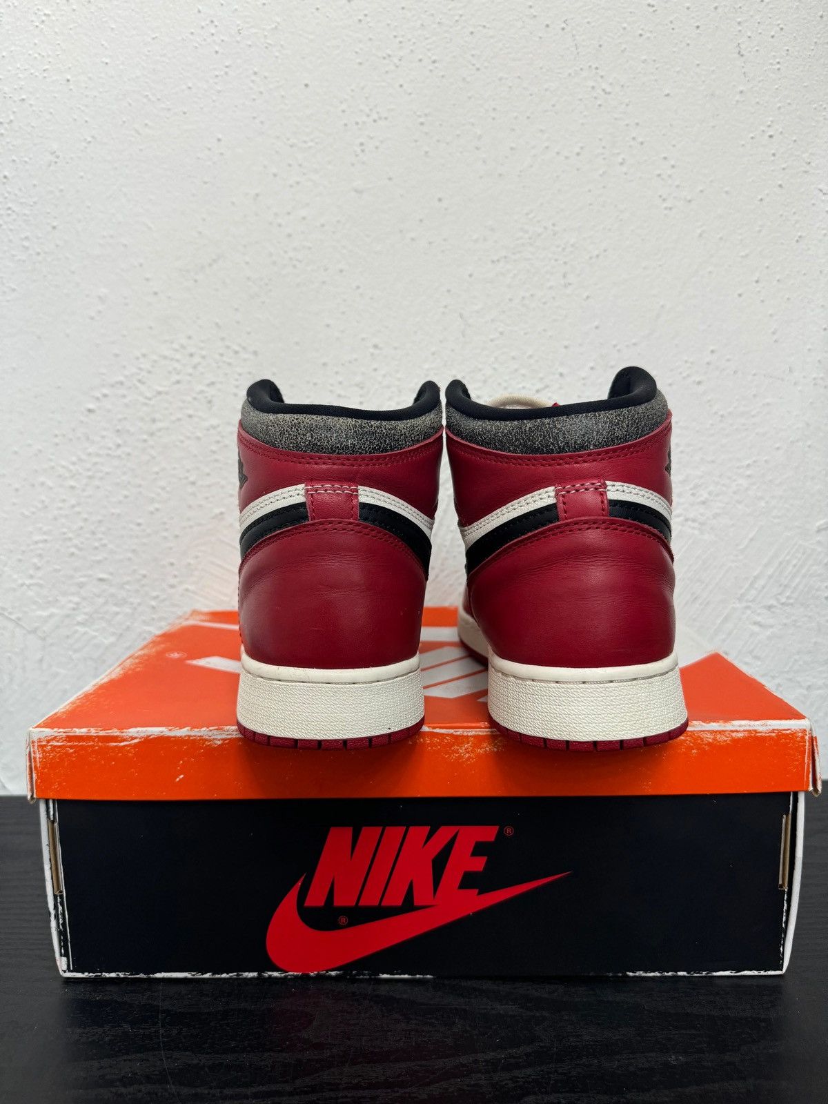 Jordan Brand Jordan 1 Lost and Found Size US 7 / EU 40 - 2 Thumbnail