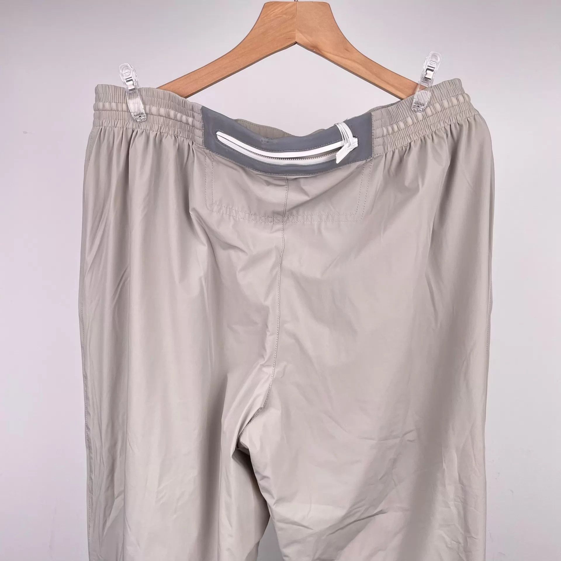 Hermes Hermes Nylon Pants 42 260502VHHYGA12 Size 30" / US 8 / IT 44 - 8 Thumbnail