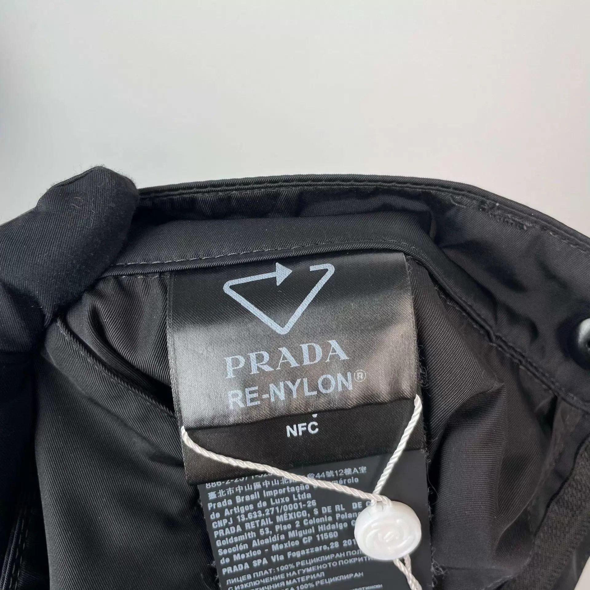 Prada Prada parachute pants black Size US 28 / EU 44 - 4 Thumbnail