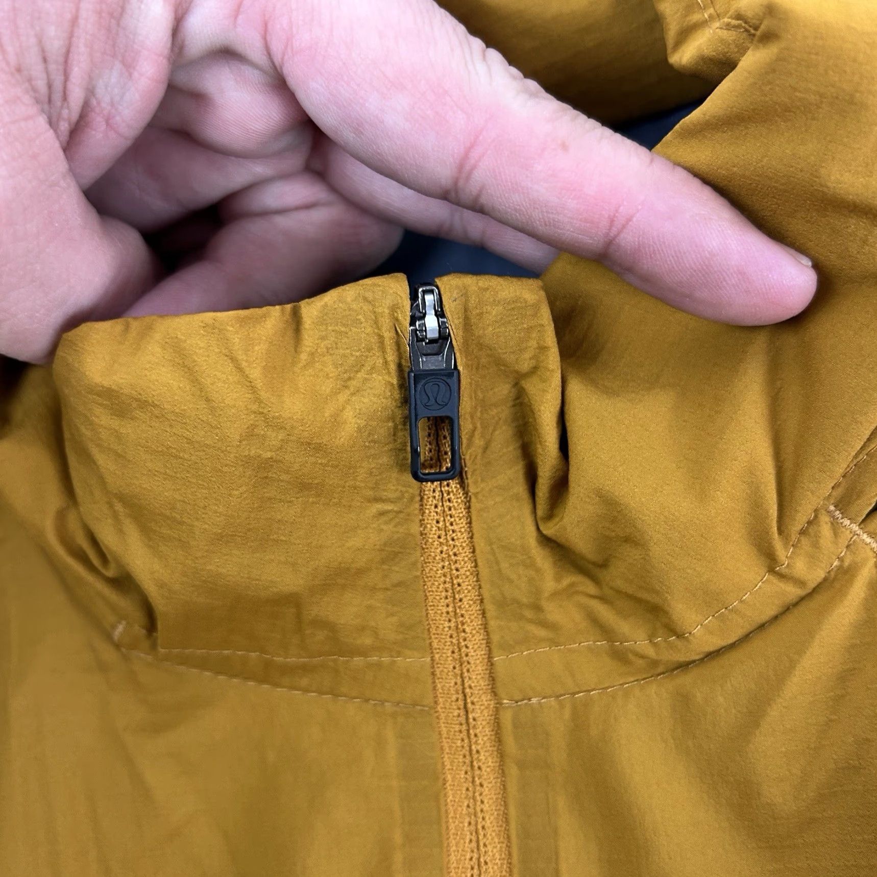 Lululemon Lululemon Men’s Active Lightweight Jacket Mustard/Gray LM4686S - L - Jacket - Activewear - Athletic - Zip - Long Sleeve - Regular Size US L / EU 52-54 / 3 - 3 Thumbnail