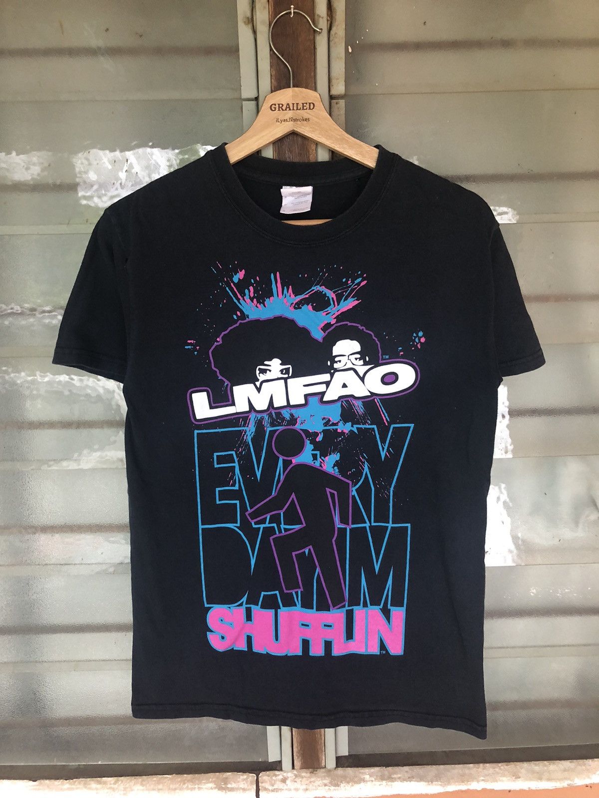 Rap Tees Vintage LMFAO Everyday I’m Shuffun Shirt Tee Size US S / EU 44-46 / 1 - 1 Thumbnail