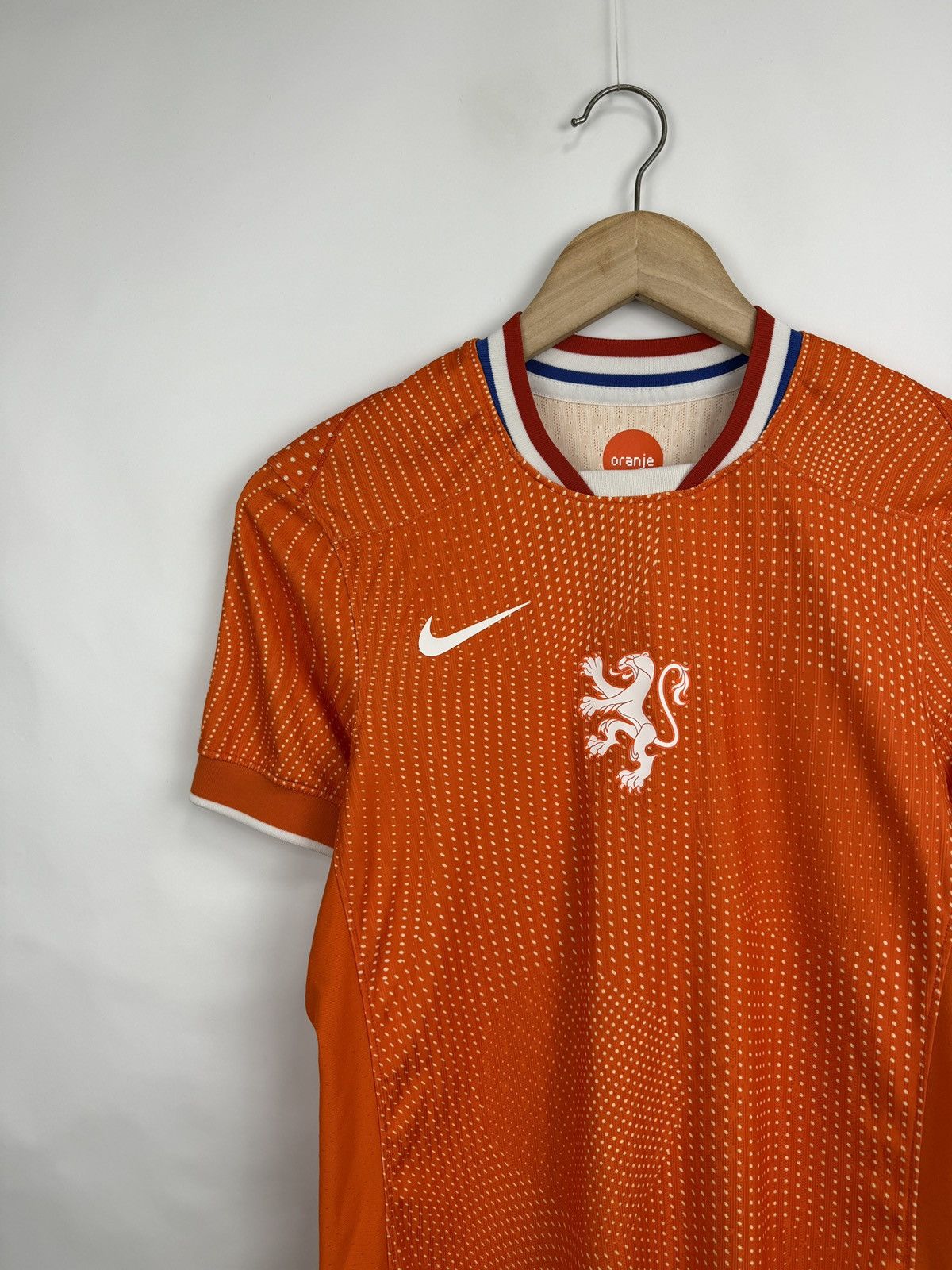Nike 🇳🇱 2025 Nike KNVB Netherlands Soccer Home Jersey Holland Y2K Size US S / EU 44-46 / 1 - 7 Thumbnail
