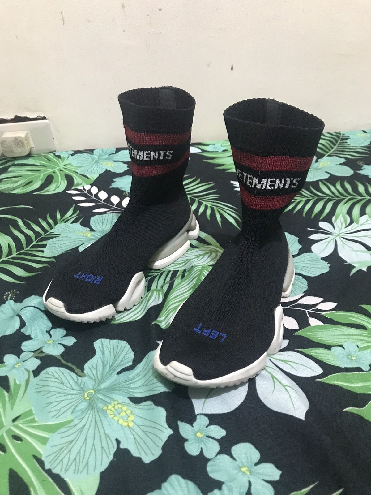 Vetements x reebok outlet sock runner