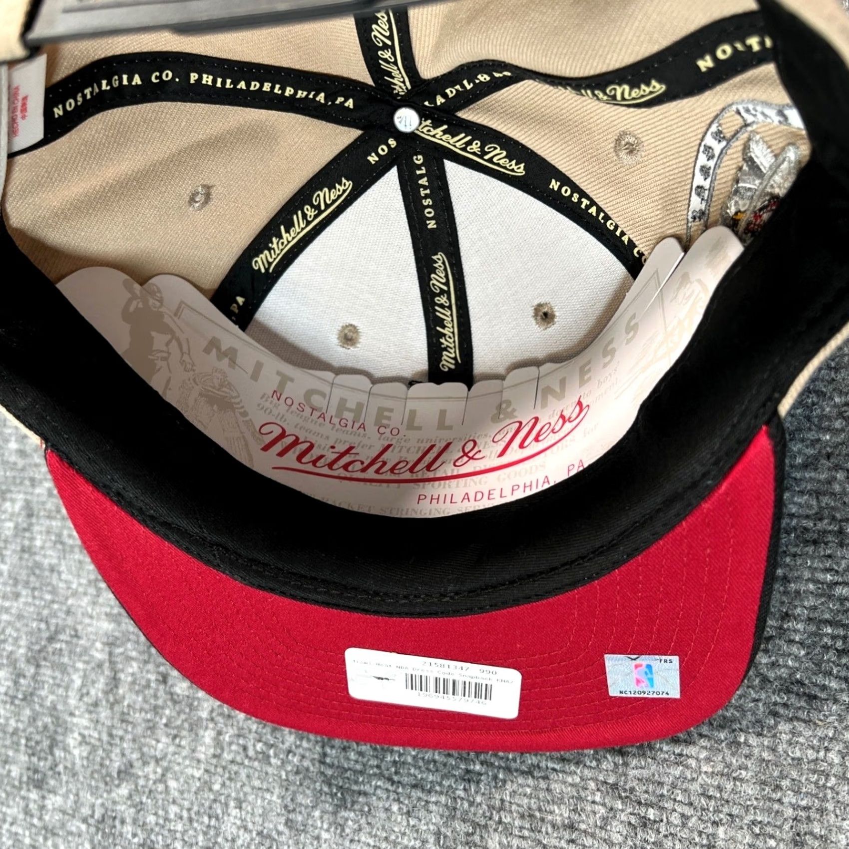 Mitchell & Ness Mitchell & Ness Miami Heat Snapback Hat - Retro Brown Mens Baseball Cap Size ONE SIZE - 6 Thumbnail