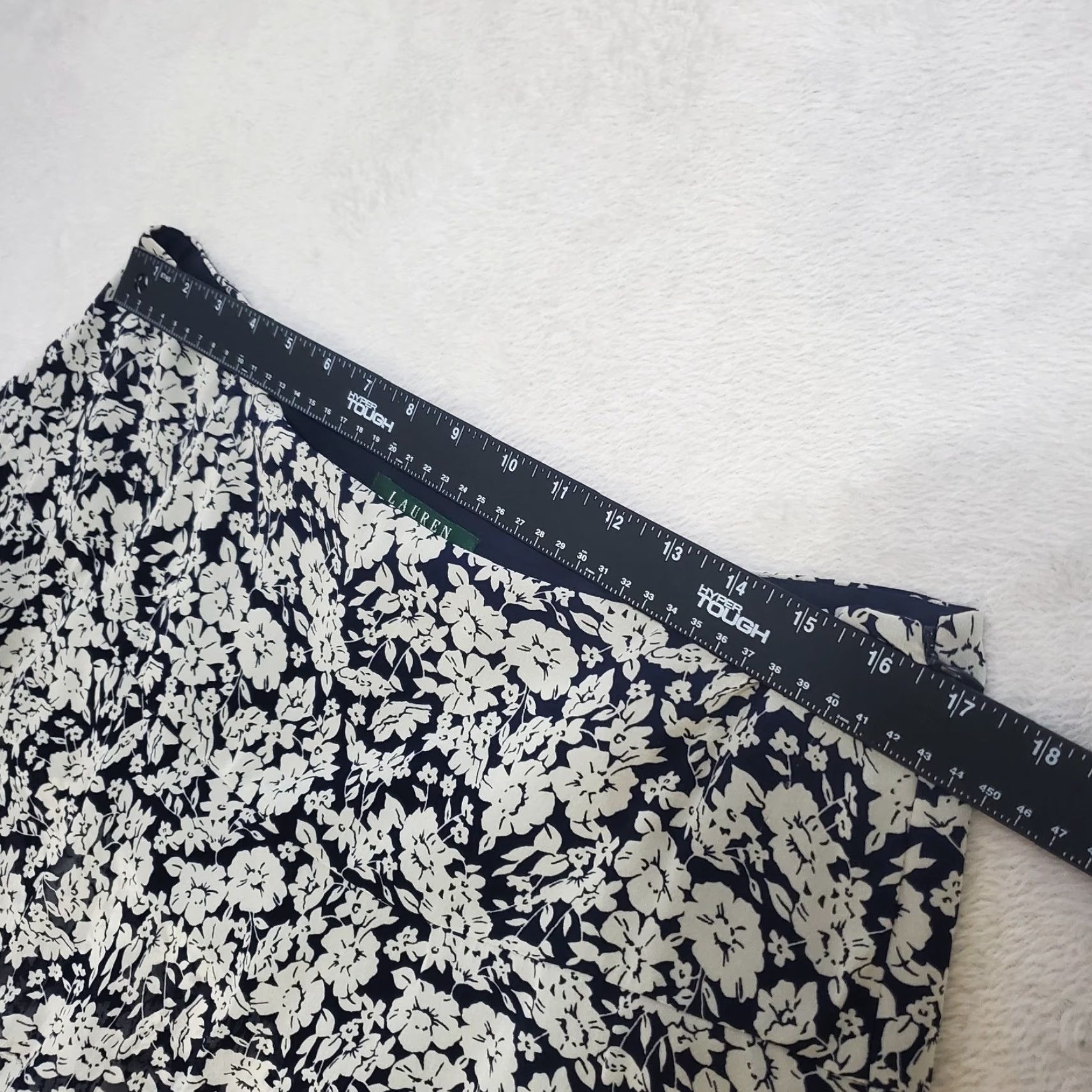 Ralph Lauren Lauren Ralph Lauren Skirt 14P Navy Taupe Floral 100% Silk Tiered Knee Length Skirt Size 36" / US 14 / IT 50 - 6 Thumbnail