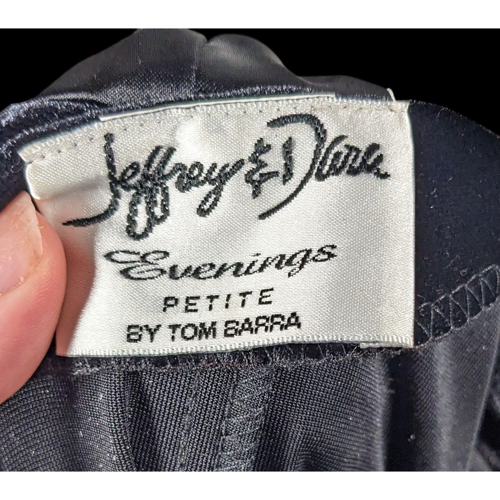Other Vintage Gothic Jeffrey & Dara Evenings By Tom Barra Velvet H Size ONE SIZE - 8 Thumbnail