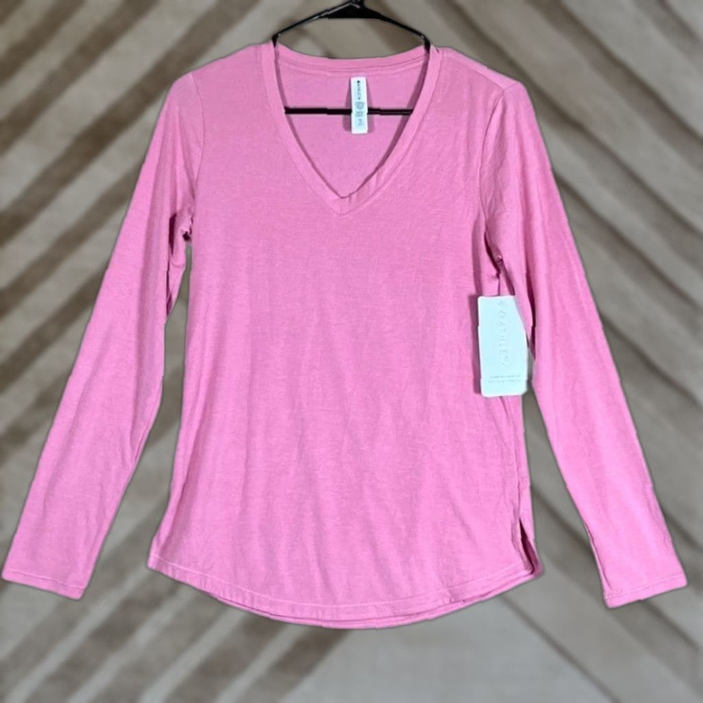 Athleta Athleta Shirt Womens Pink Essentials V Neck Lightweight Long Sleeve Stretch XS Size XS / US 0-2 / IT 36-38 - 1 Thumbnail